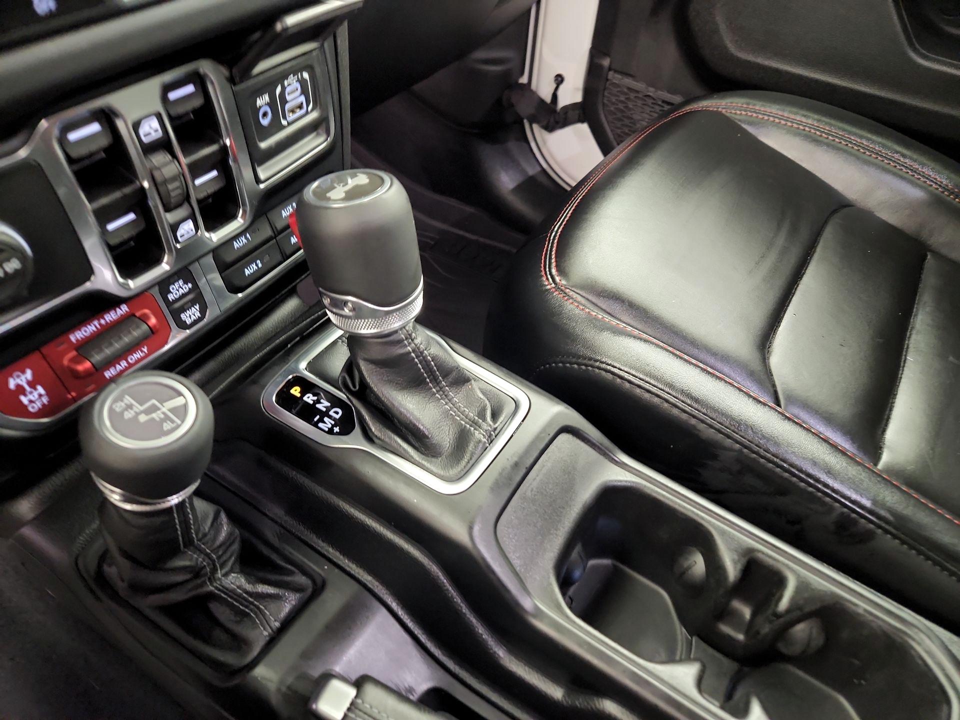 Thumbnail: 2024 Jeep Wrangler - 17
