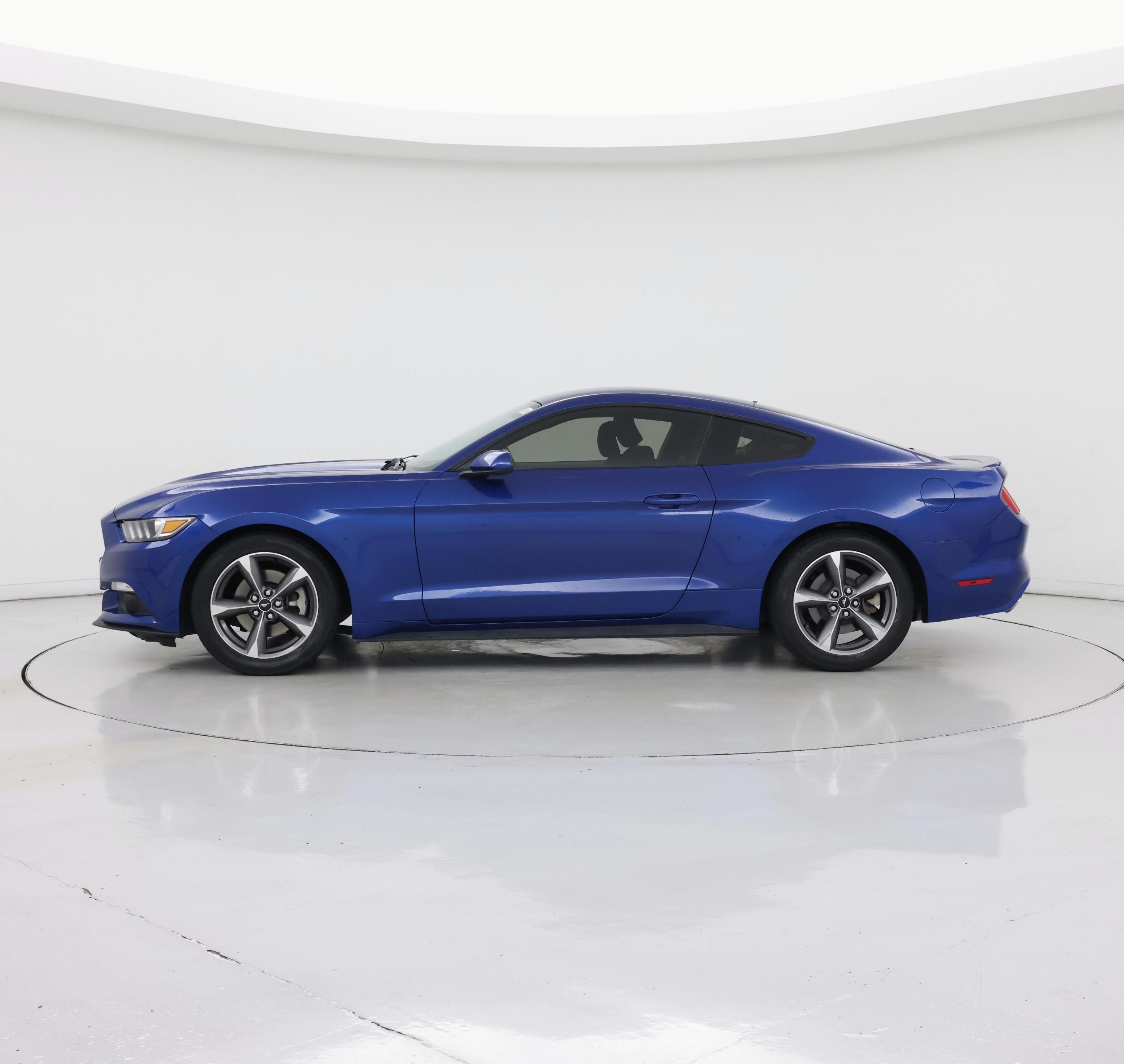 Thumbnail: 2017 Ford Mustang - 3