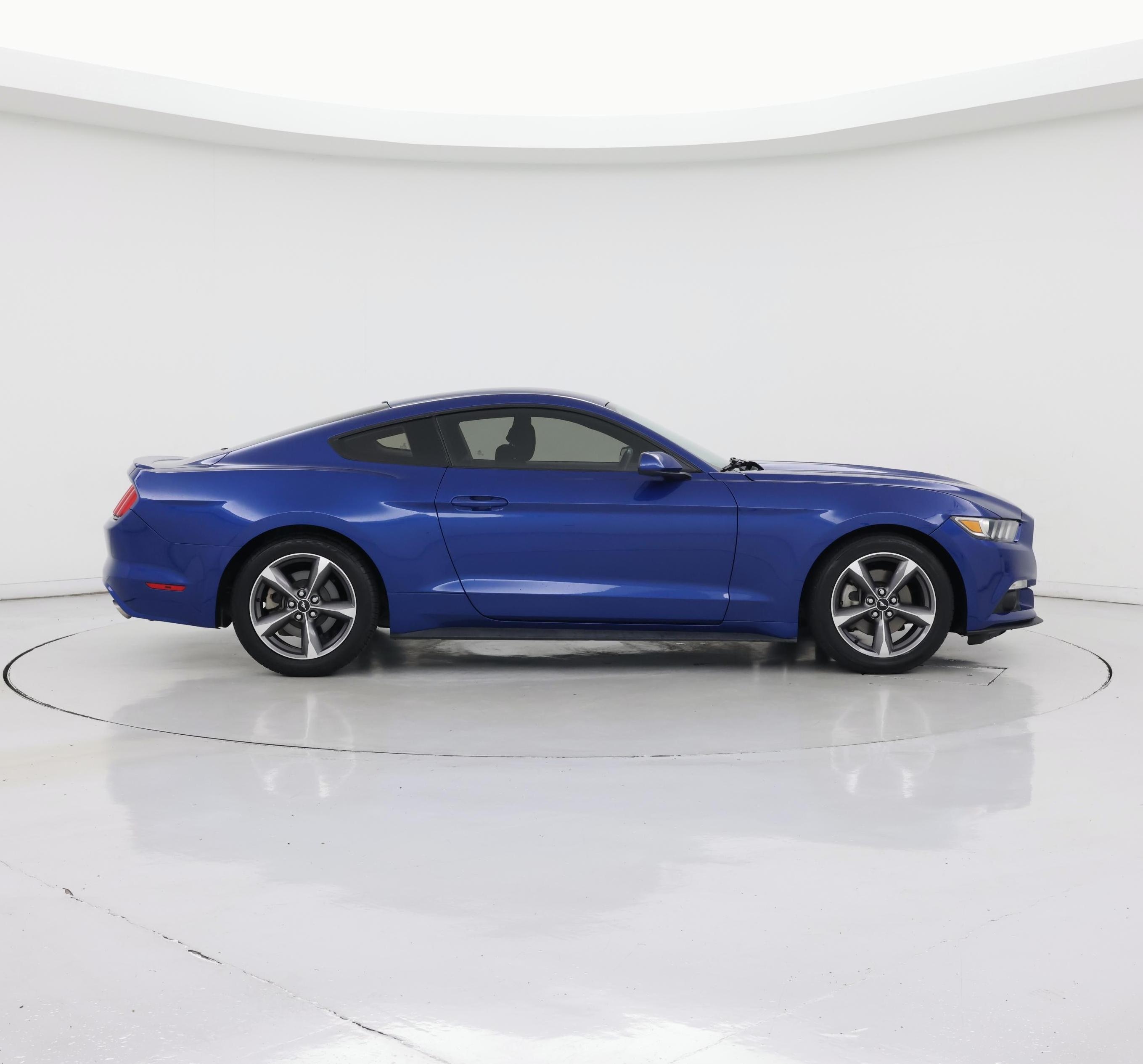 Thumbnail: 2017 Ford Mustang - 7
