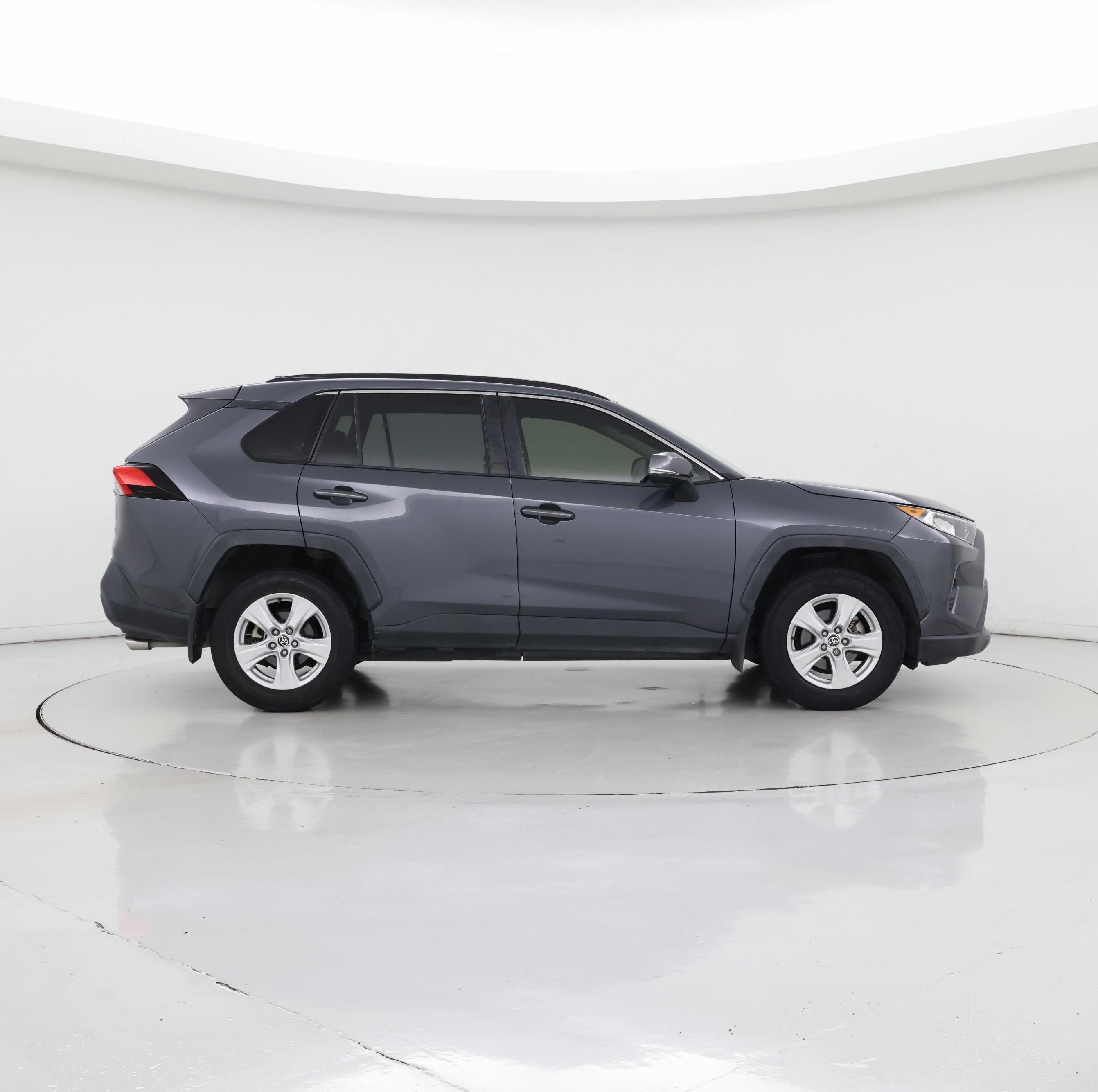 Thumbnail: 2020 Toyota RAV4 - 7