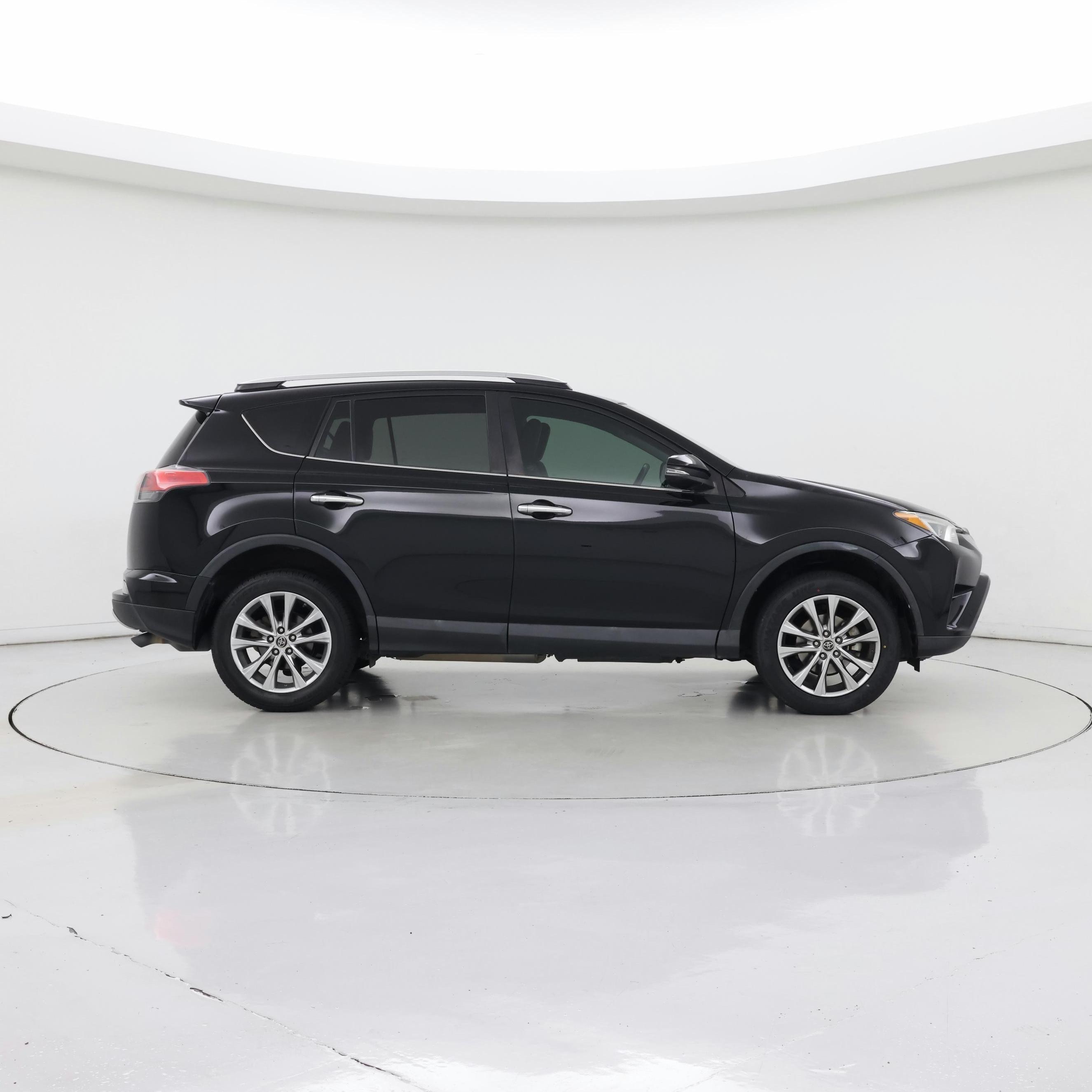 Thumbnail: 2016 Toyota RAV4 - 7