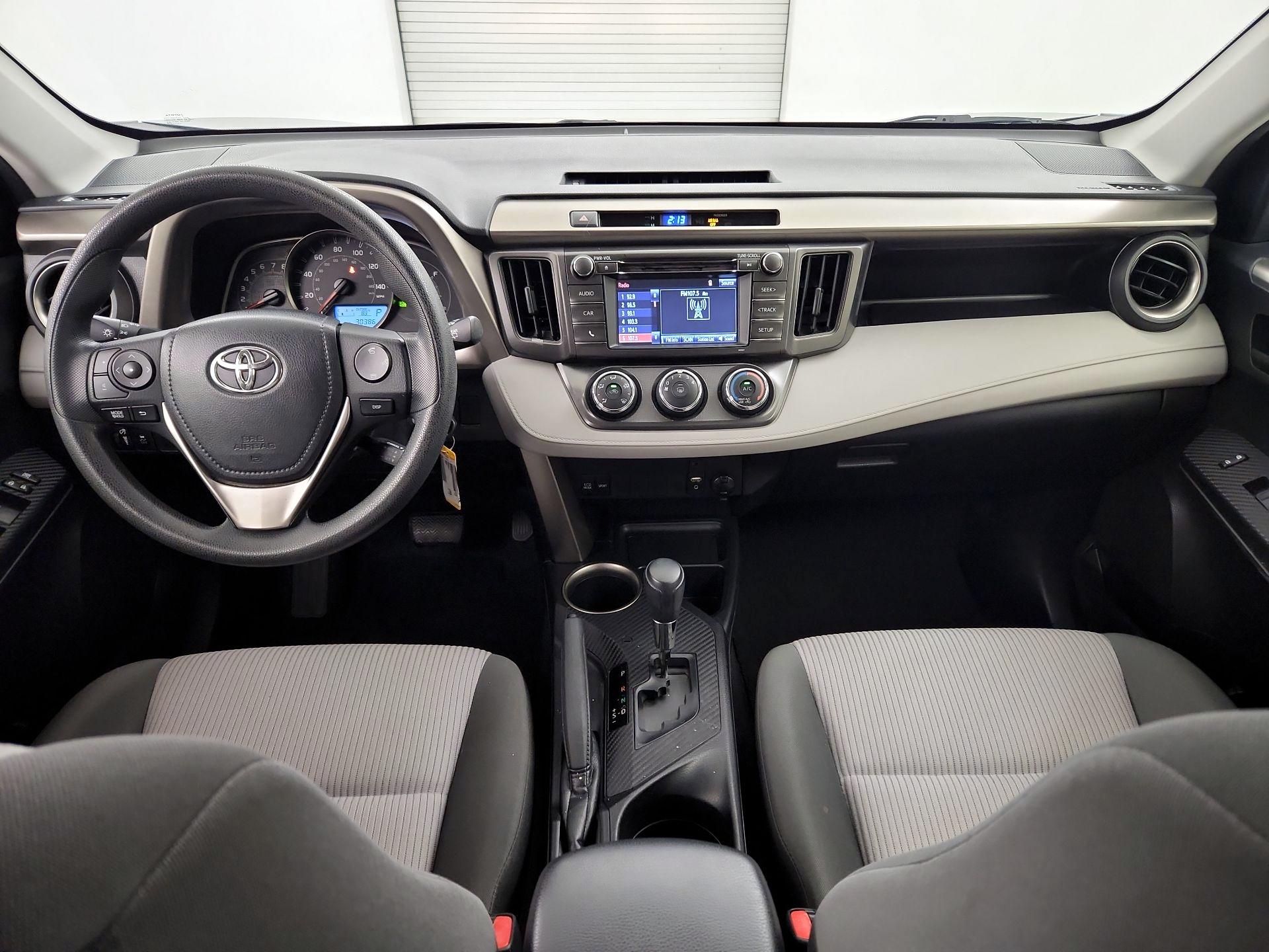 Thumbnail: 2014 Toyota RAV4 - 9