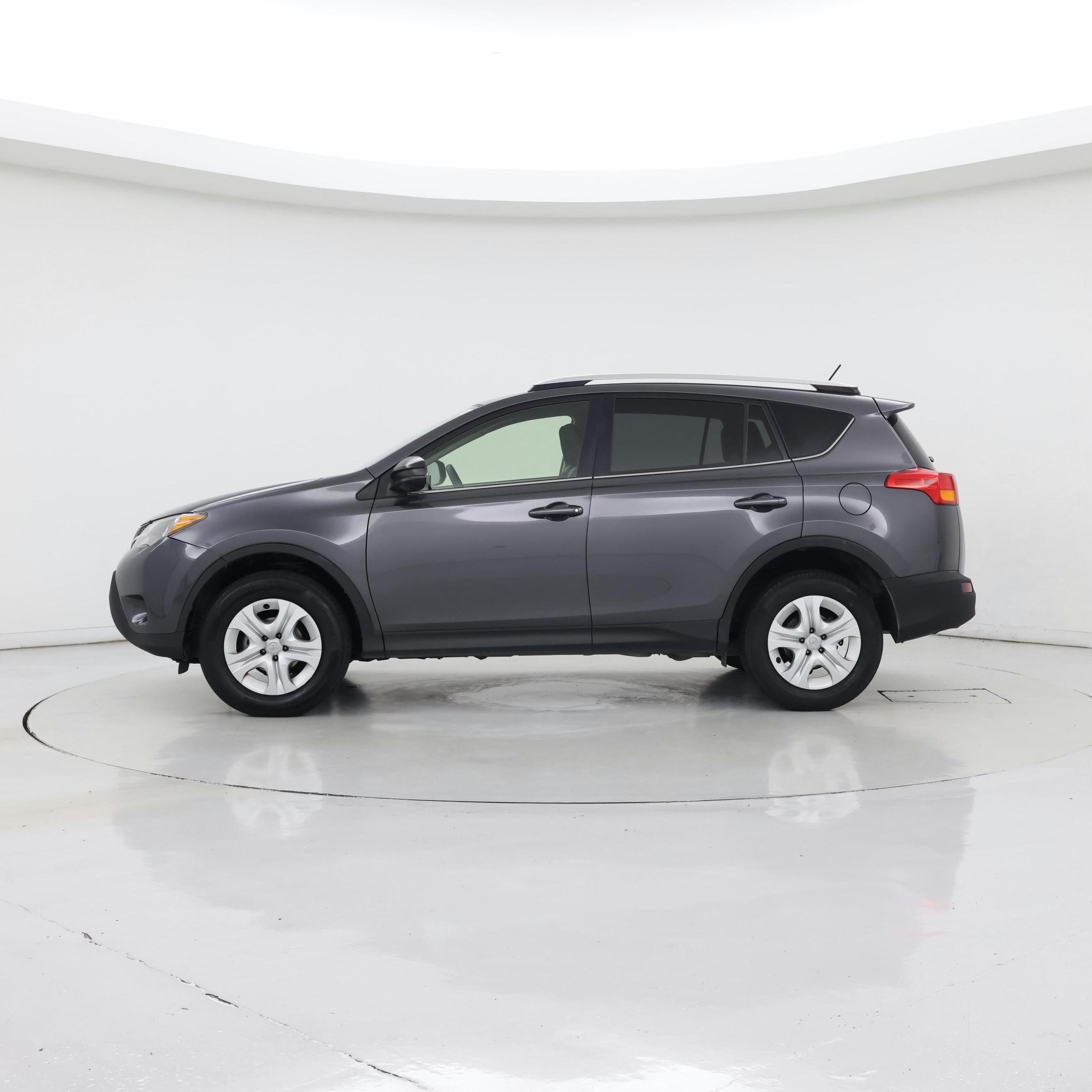 Thumbnail: 2014 Toyota RAV4 - 3