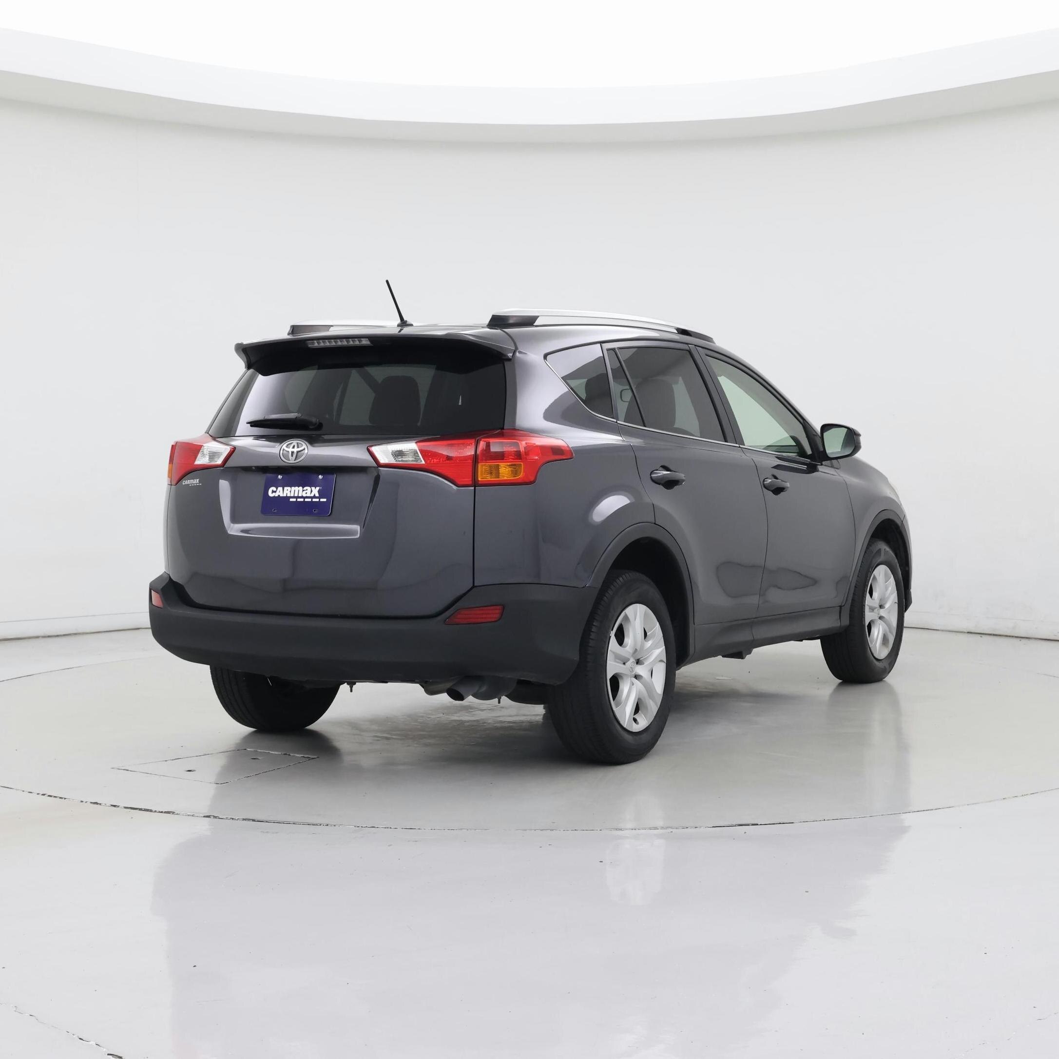 Thumbnail: 2014 Toyota RAV4 - 8