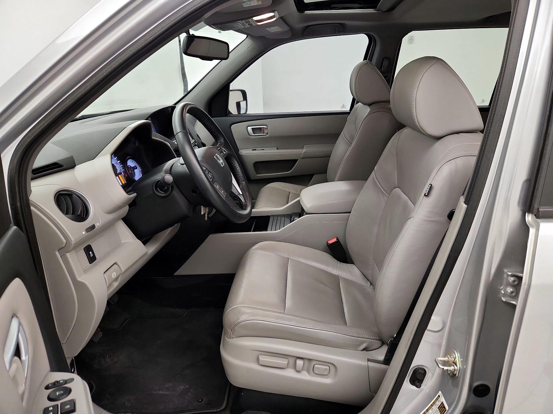 Thumbnail: 2014 Honda Pilot - 11