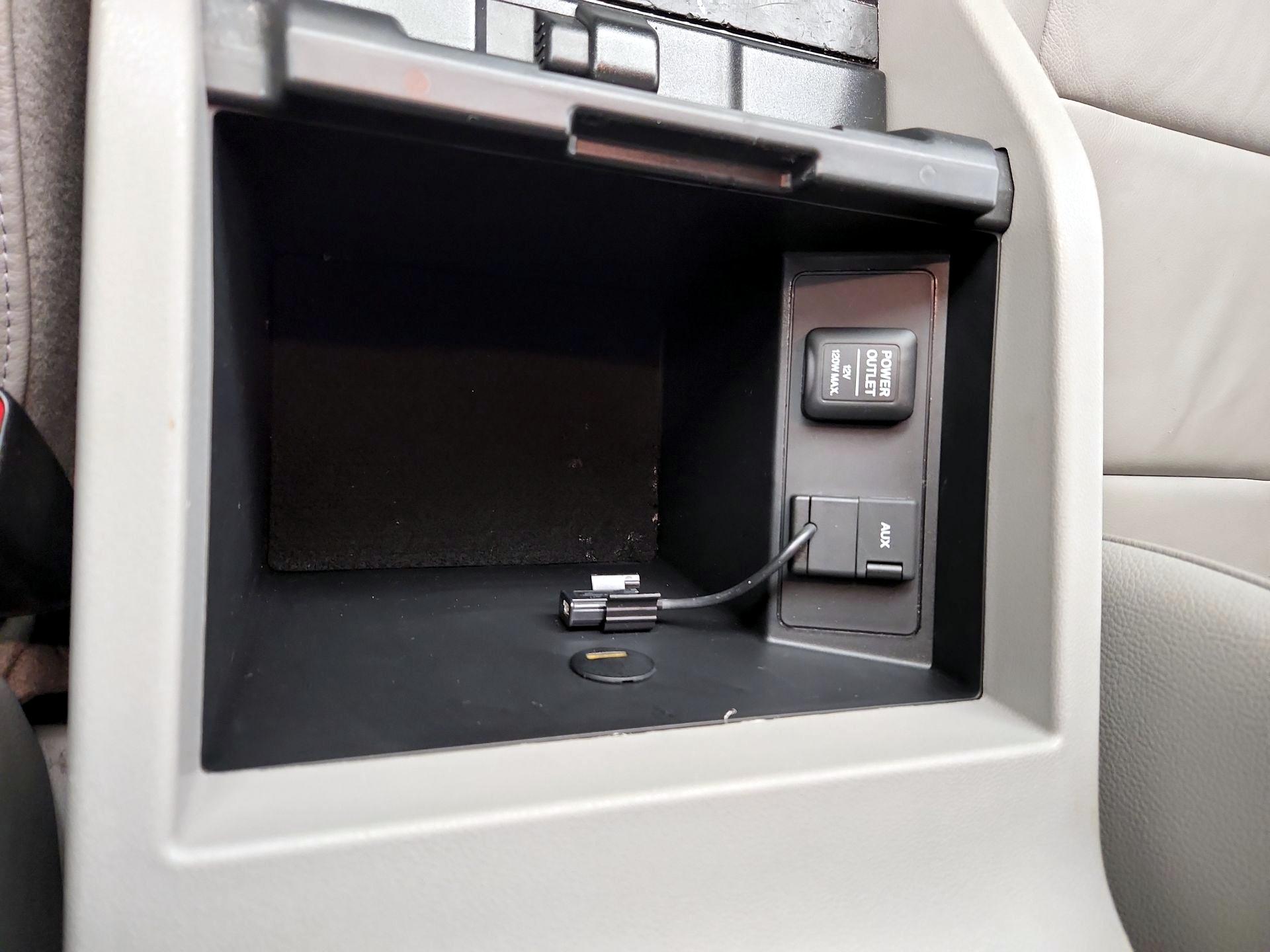 Thumbnail: 2014 Honda Pilot - 18