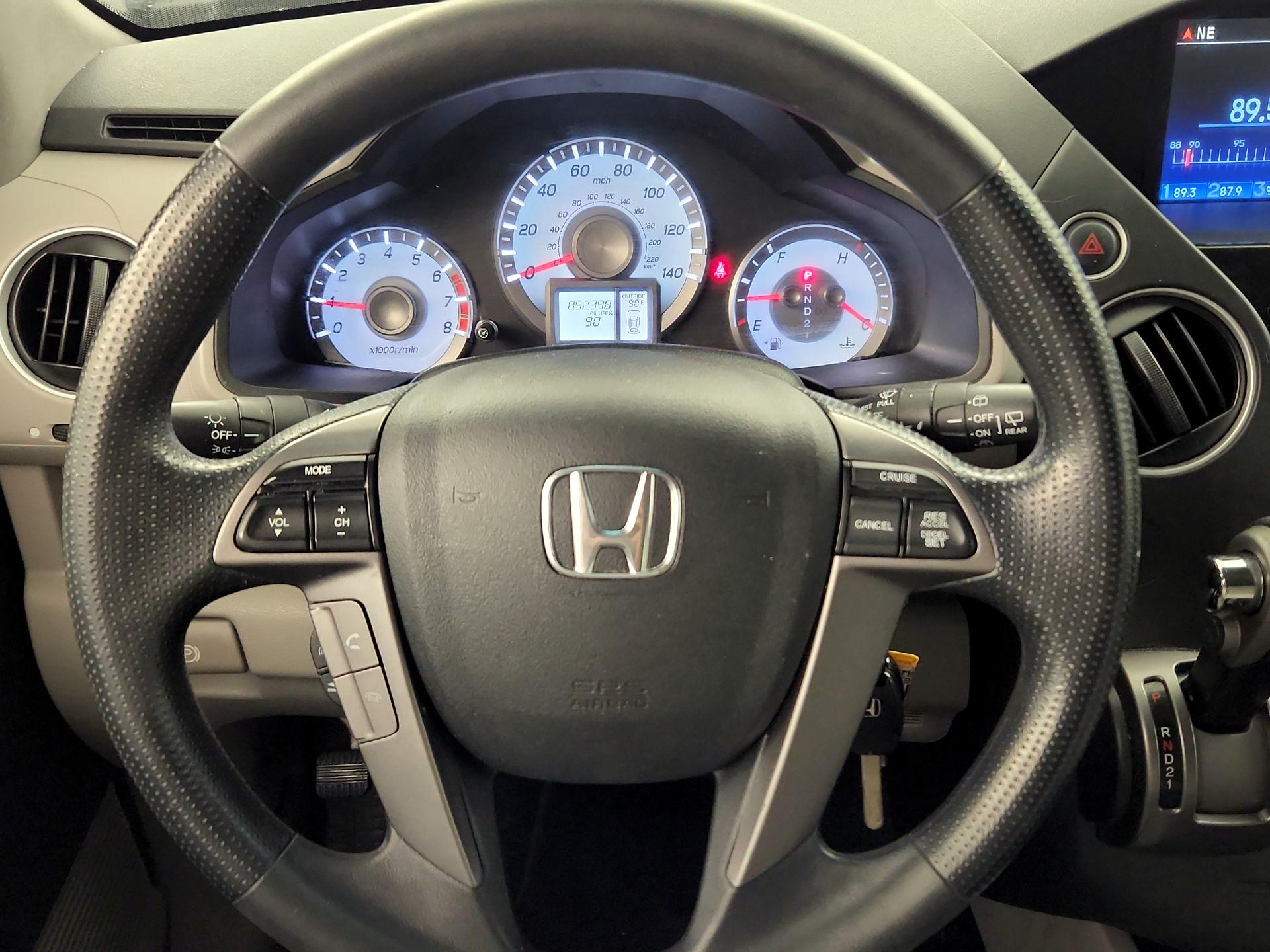 Thumbnail: 2015 Honda Pilot - 10