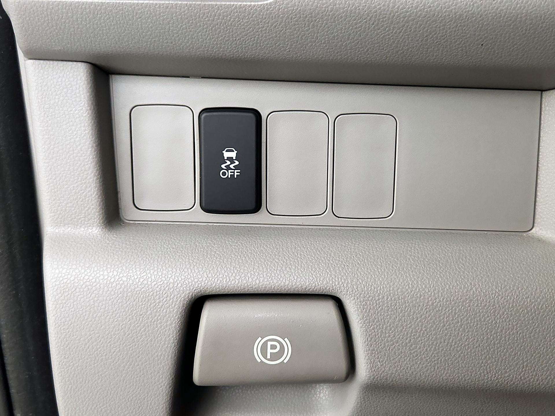 Thumbnail: 2015 Honda Pilot - 13