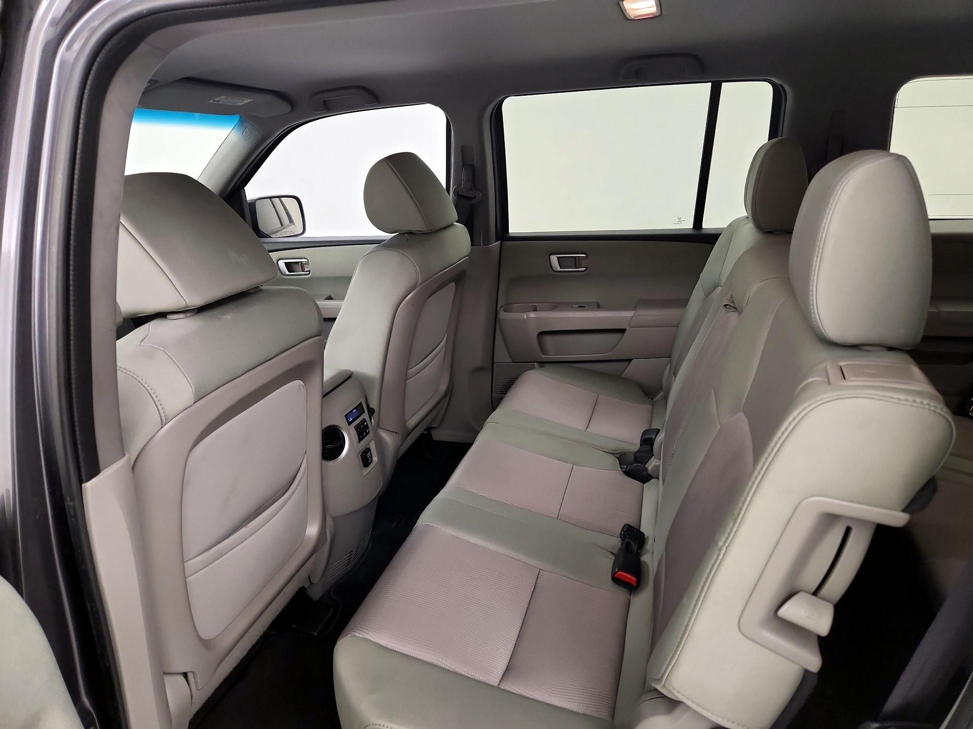 Thumbnail: 2015 Honda Pilot - 19