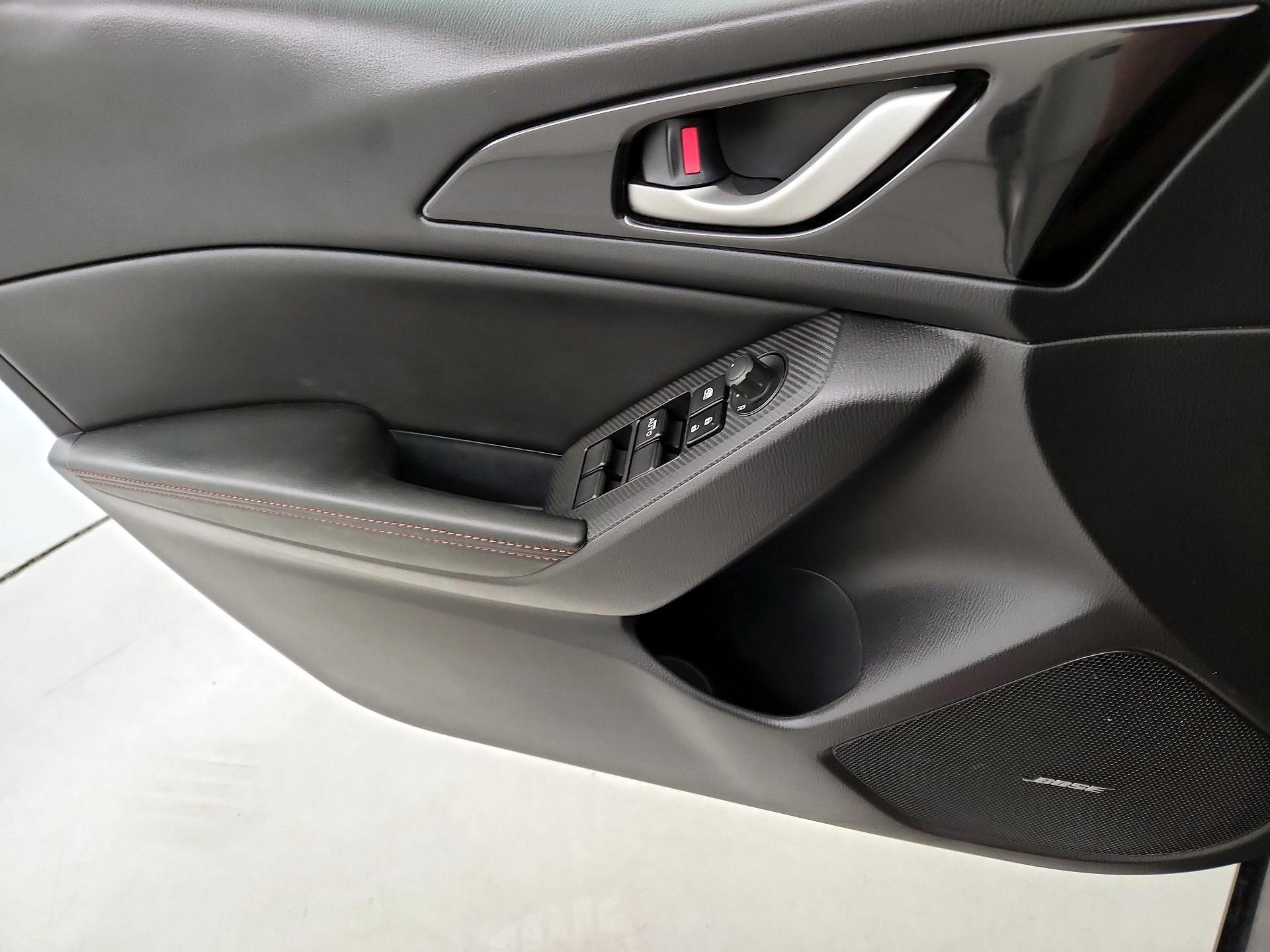 Thumbnail: 2015 Mazda Mazda3 - 12