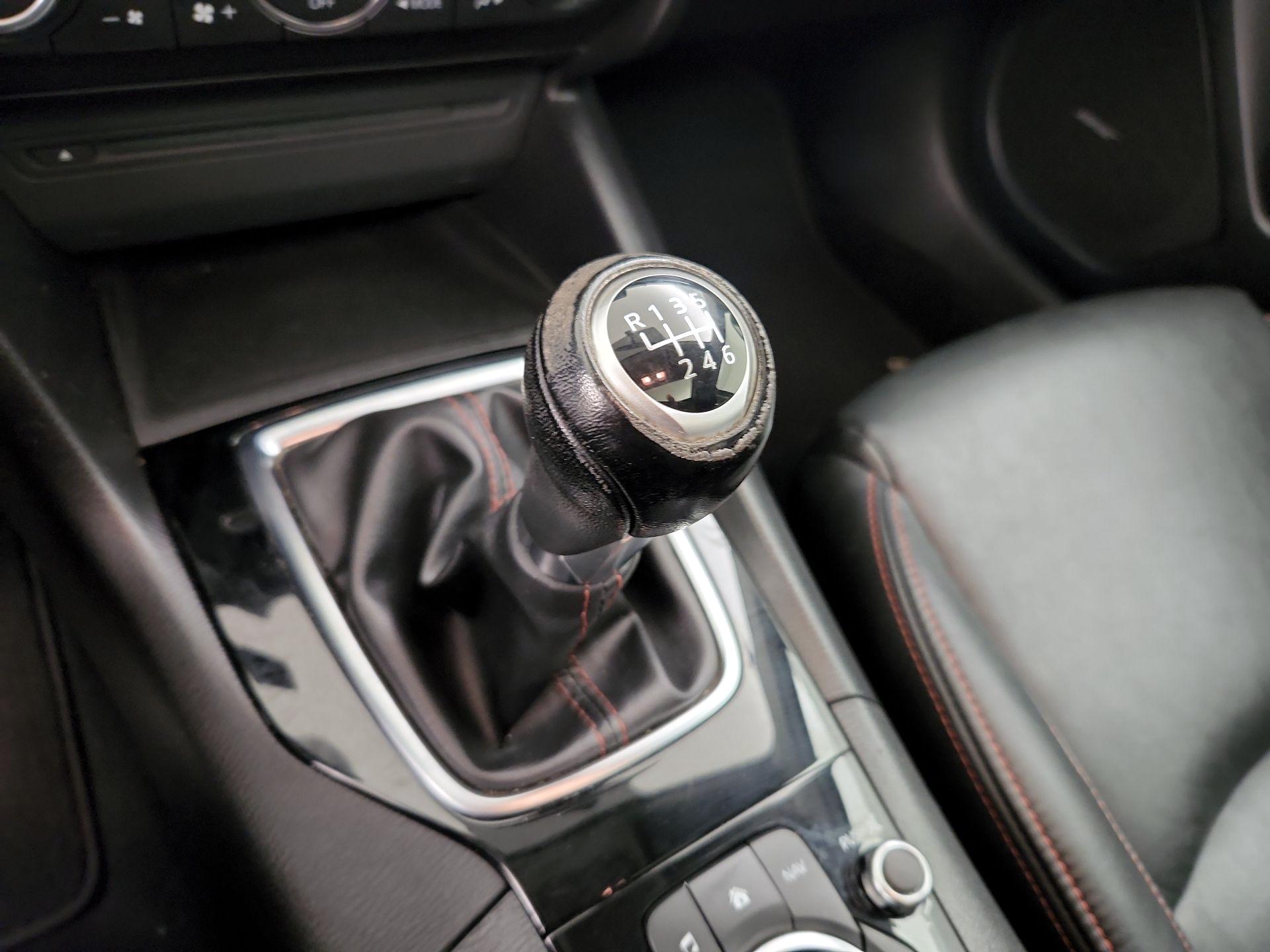 Thumbnail: 2015 Mazda Mazda3 - 18