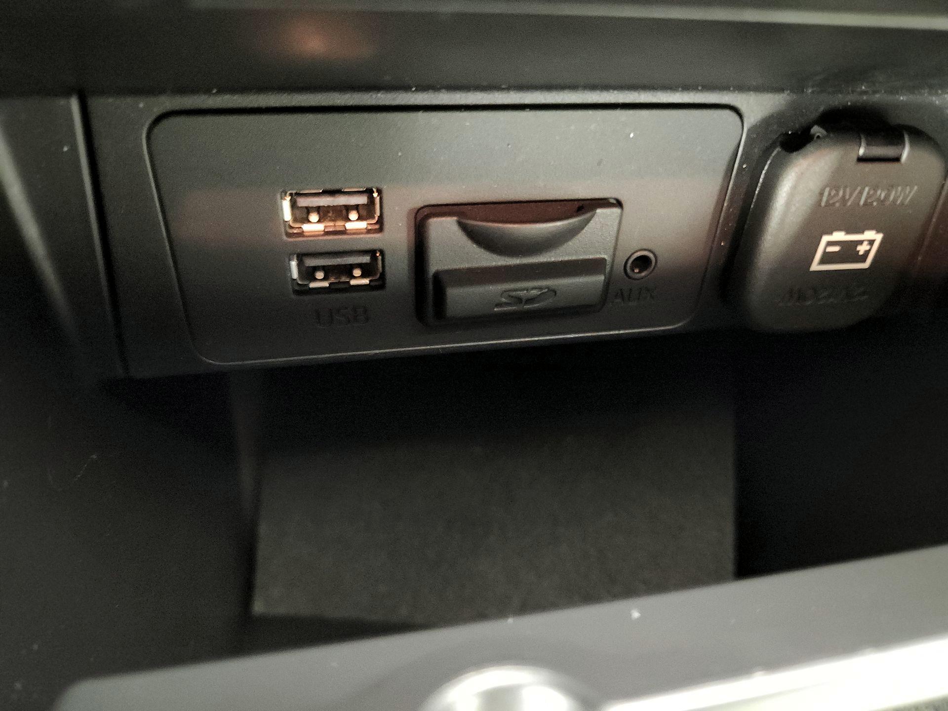 Thumbnail: 2015 Mazda Mazda3 - 19