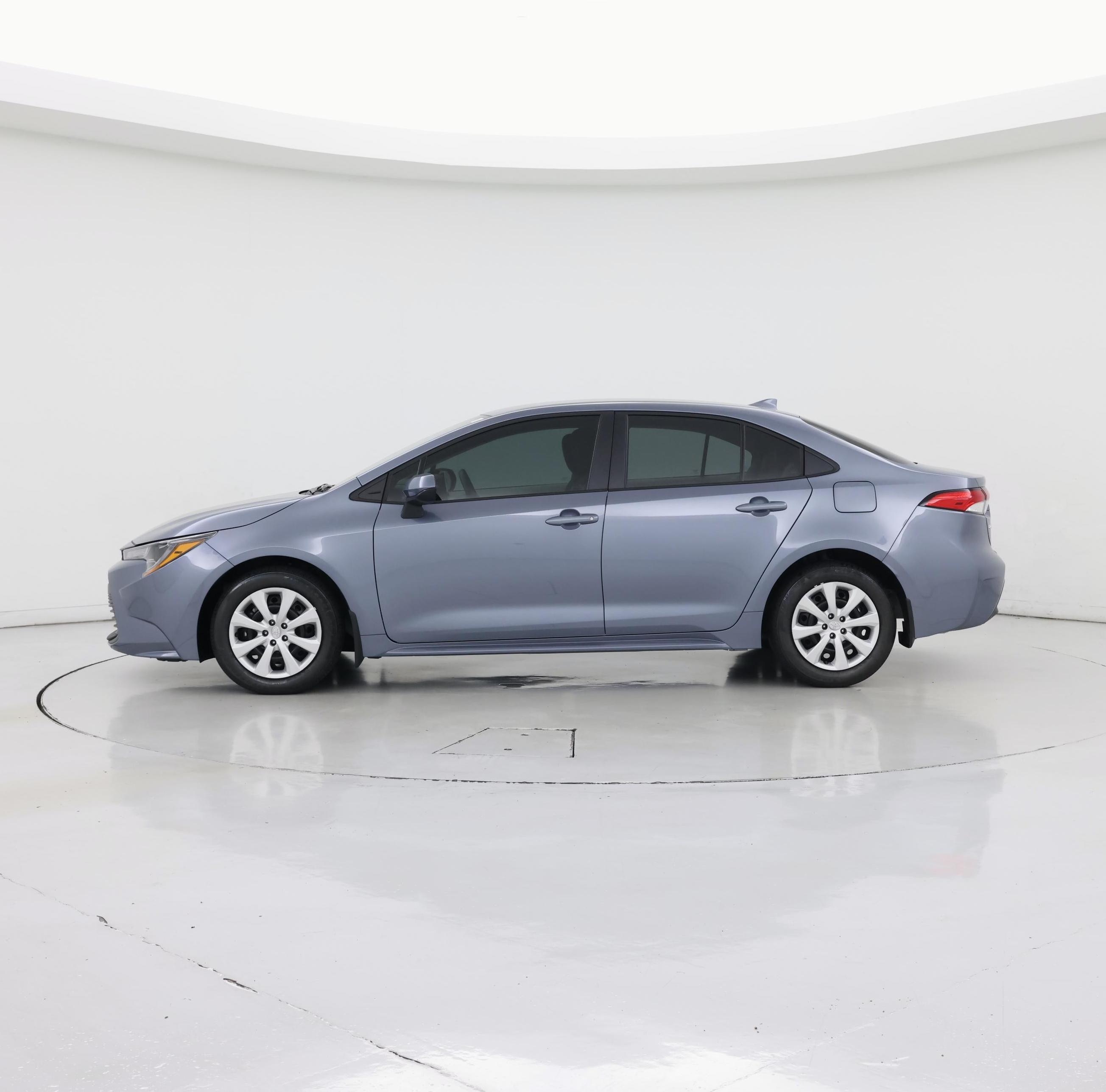 Thumbnail: 2025 Toyota Corolla - 3