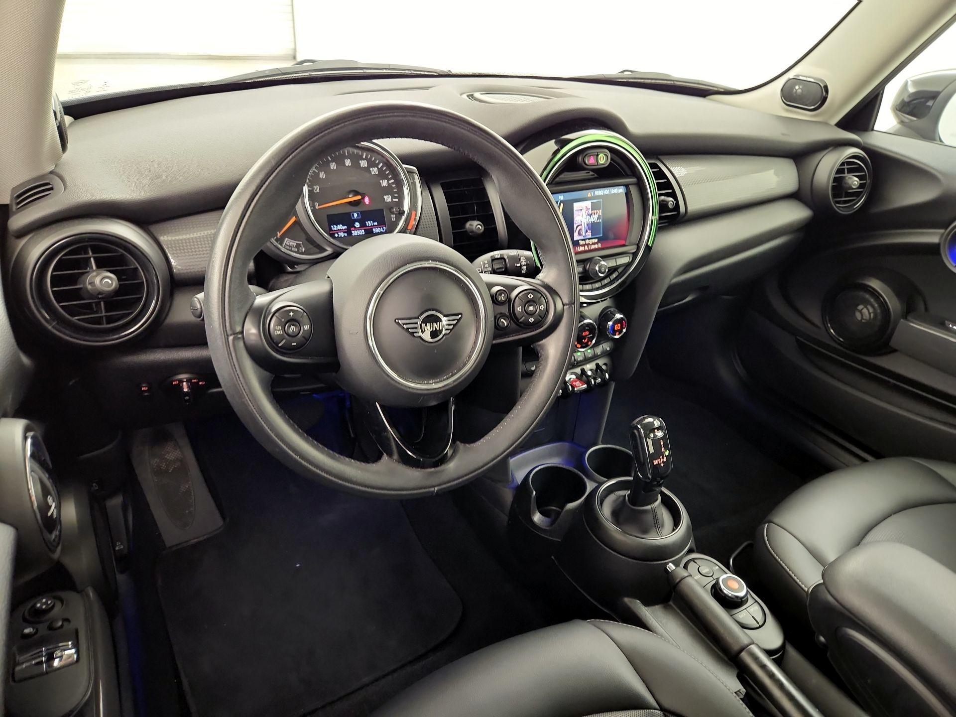 Thumbnail: 2021 MINI Cooper Hardtop - 9