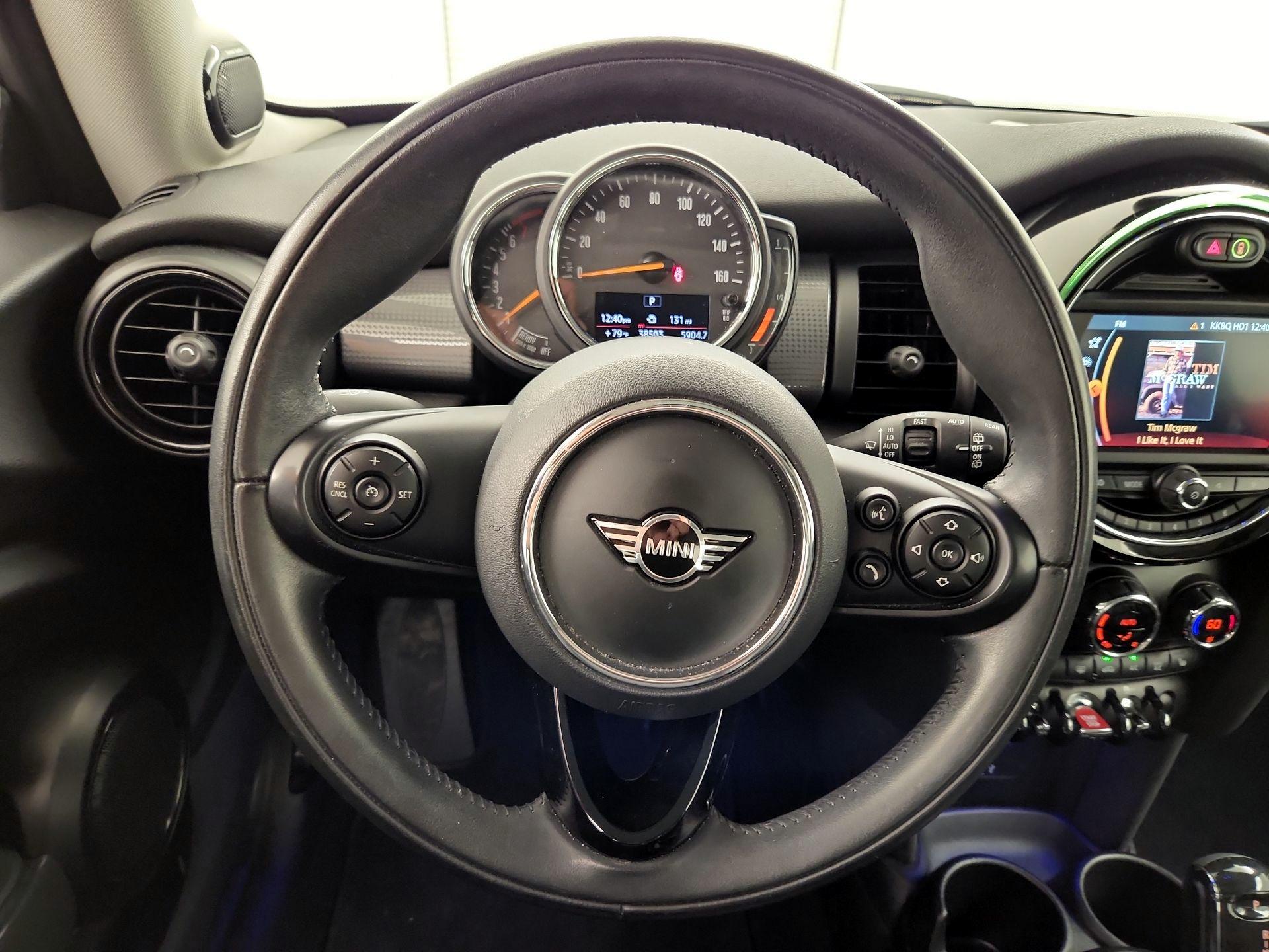 Thumbnail: 2021 MINI Cooper Hardtop - 10
