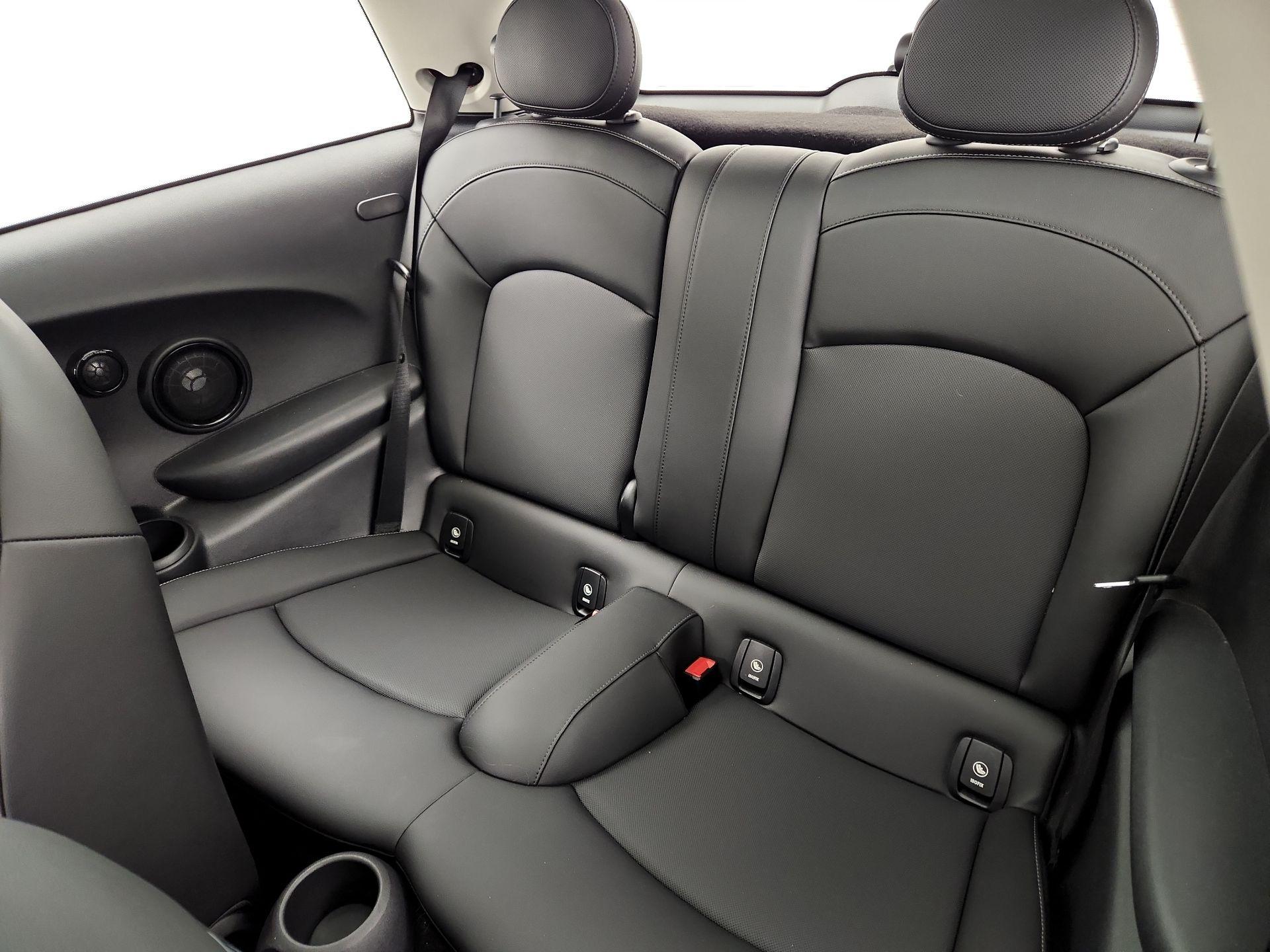 Thumbnail: 2021 MINI Cooper Hardtop - 20