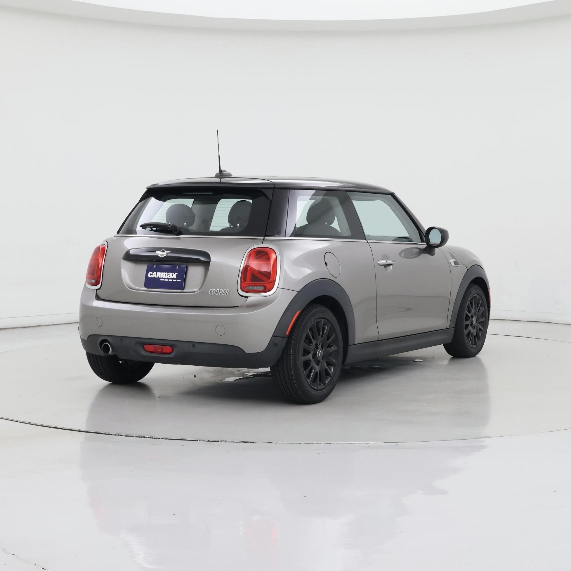 Thumbnail: 2021 MINI Cooper Hardtop - 8