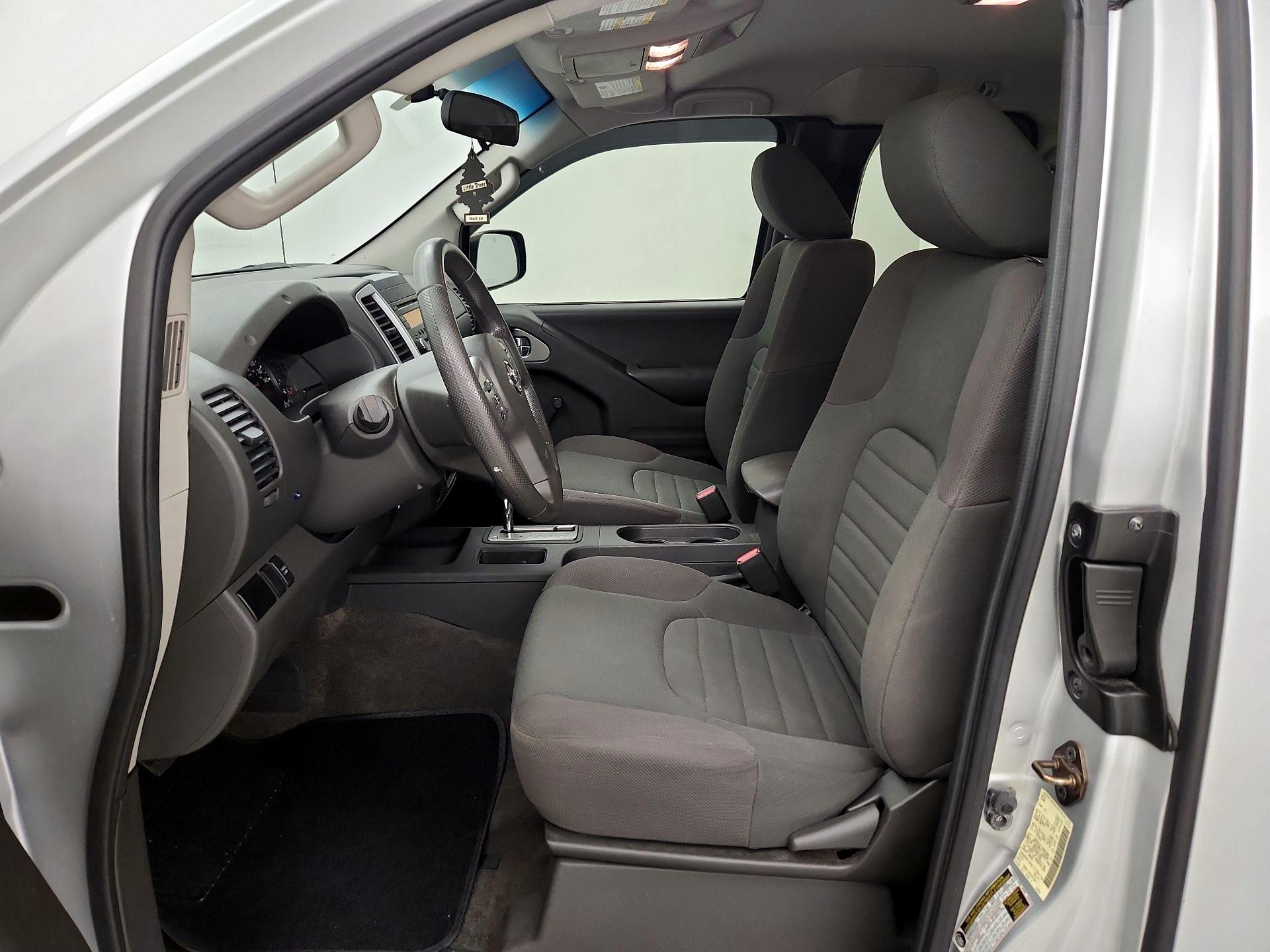 Thumbnail: 2015 Nissan Frontier - 11