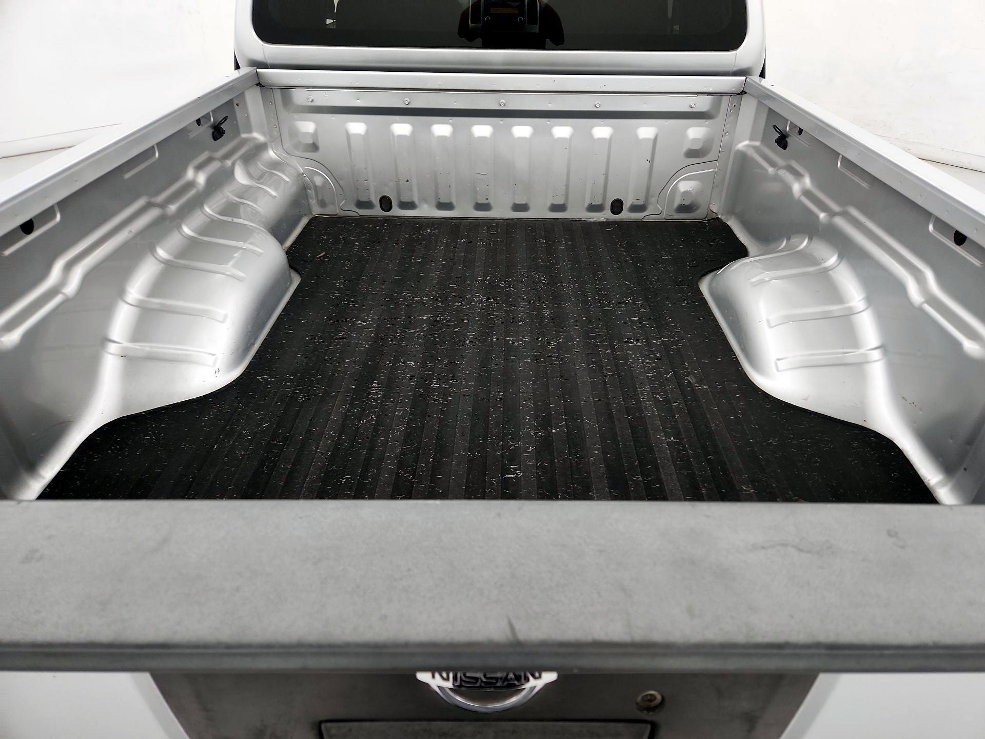 Thumbnail: 2015 Nissan Frontier - 19