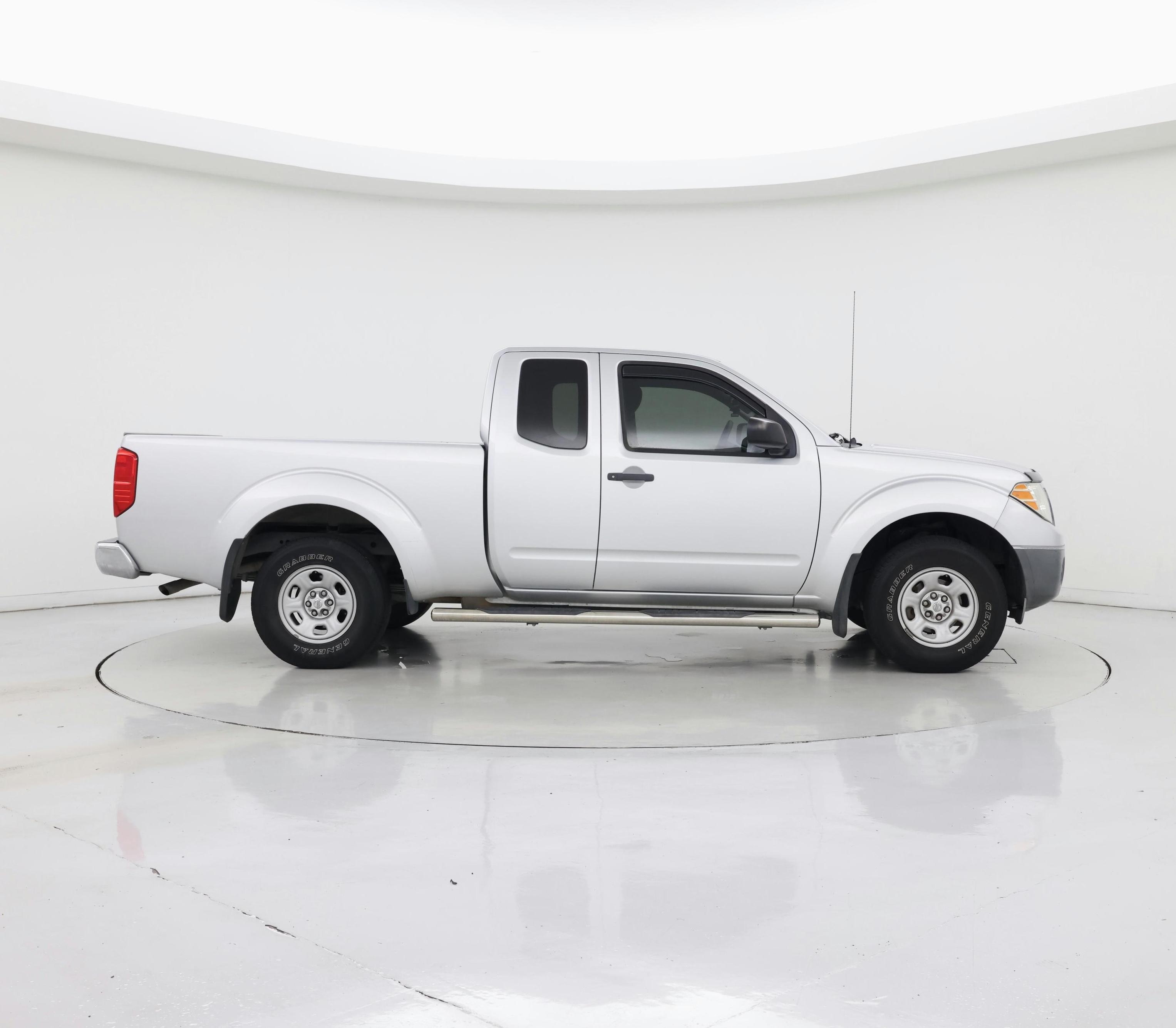 Thumbnail: 2015 Nissan Frontier - 7