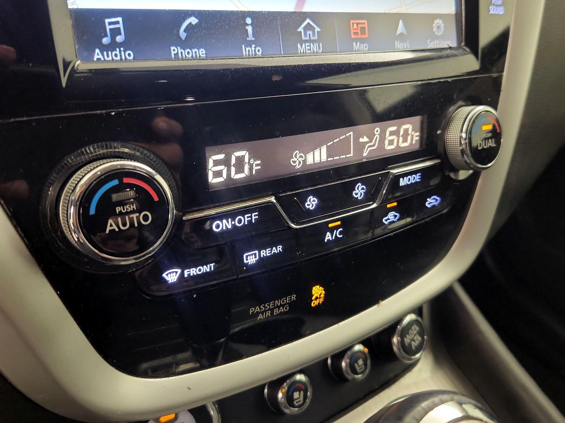 Thumbnail: 2017 Nissan Murano - 17