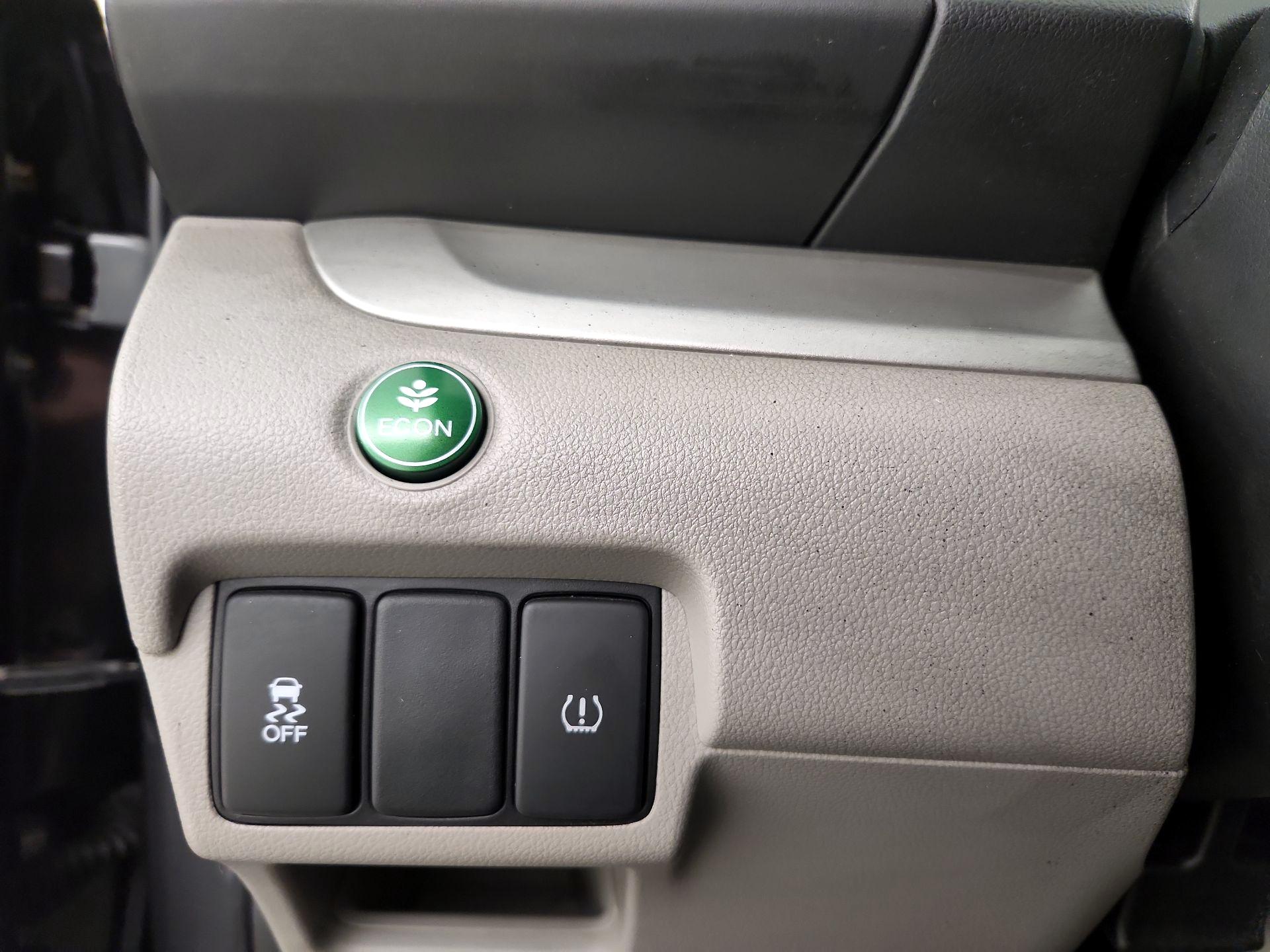 Thumbnail: 2014 Honda CR-V - 13