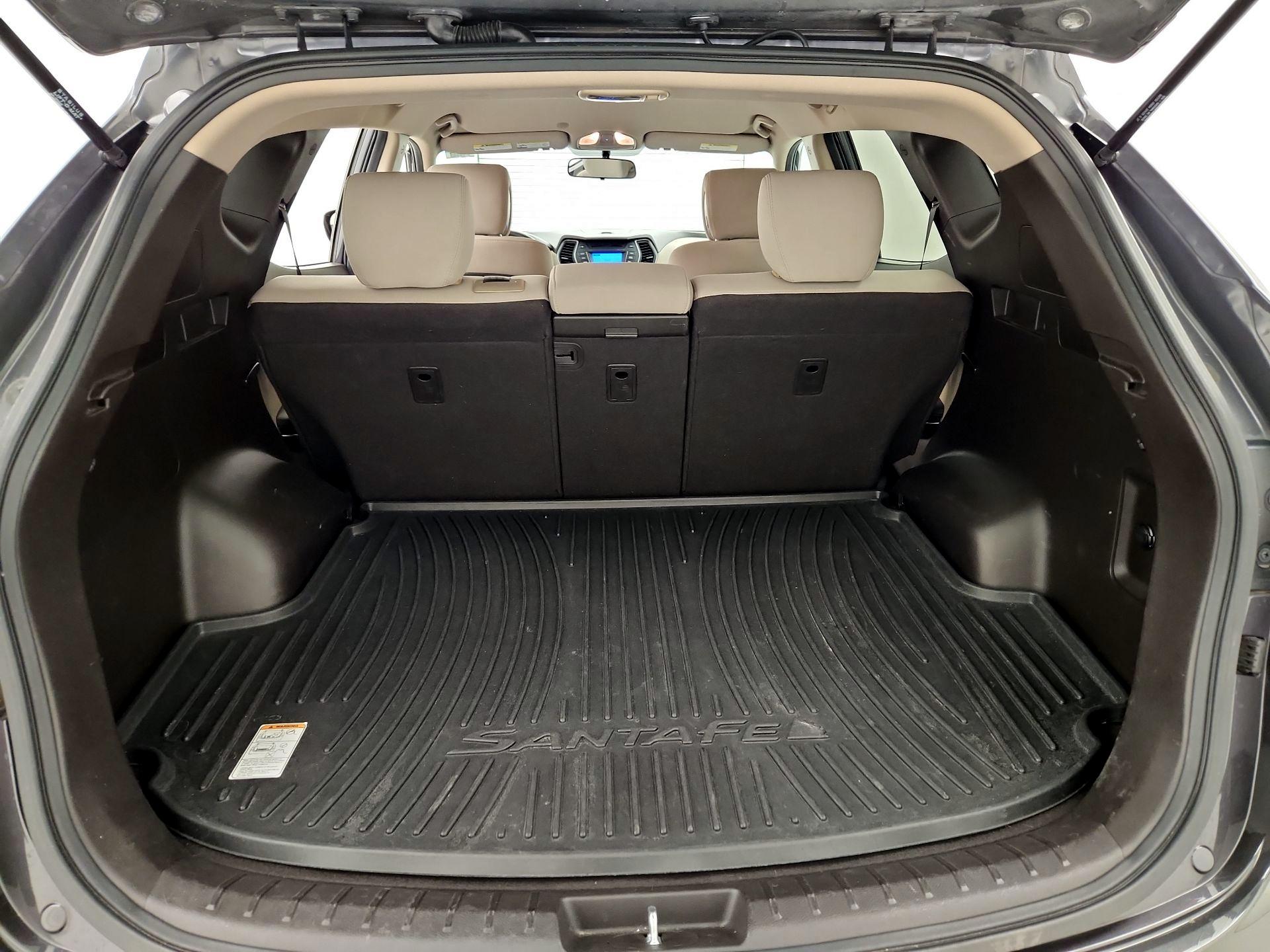 Thumbnail: 2015 Hyundai Santa Fe - 19