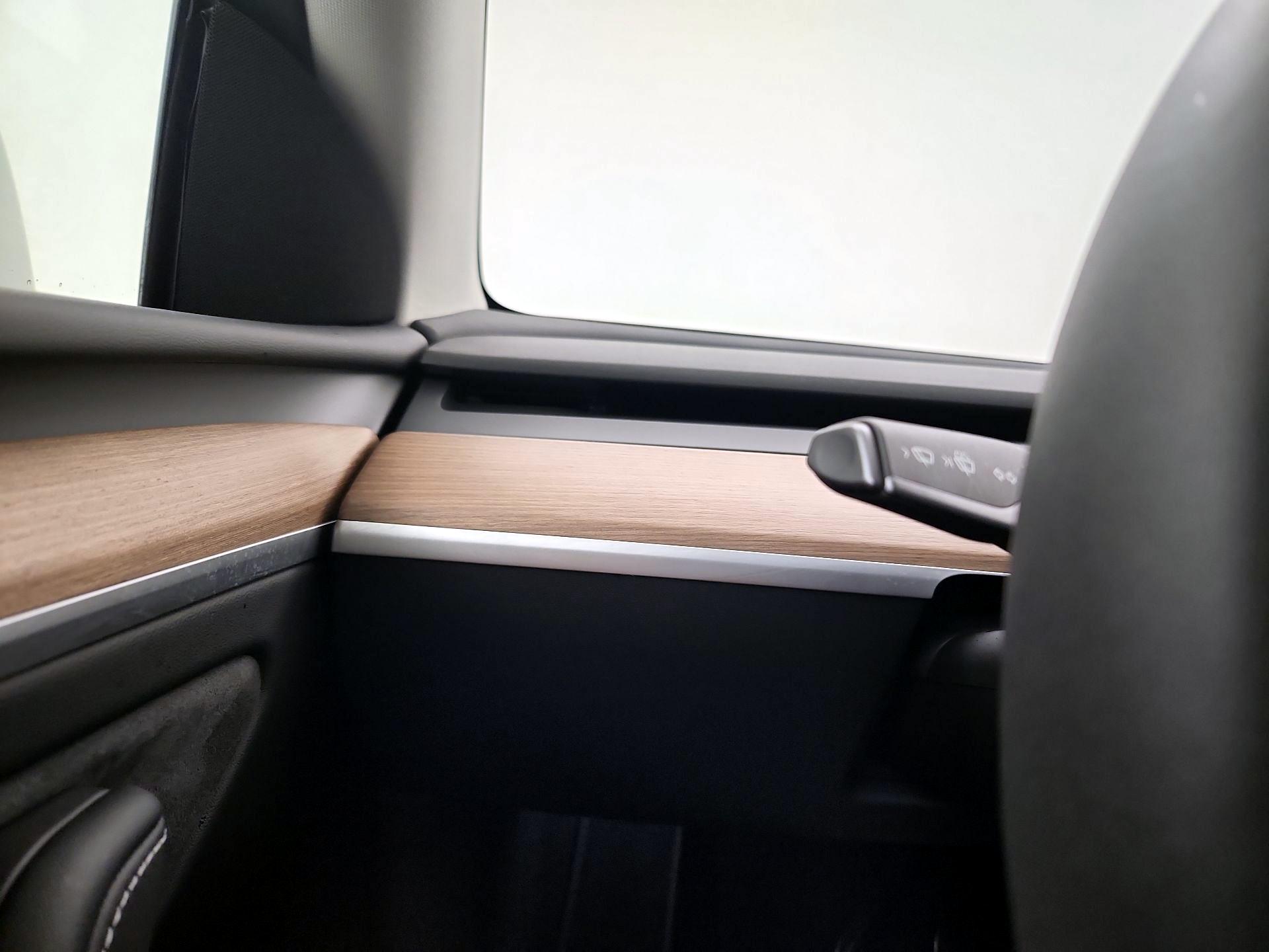 Thumbnail: 2025 Tesla Model Y - 13