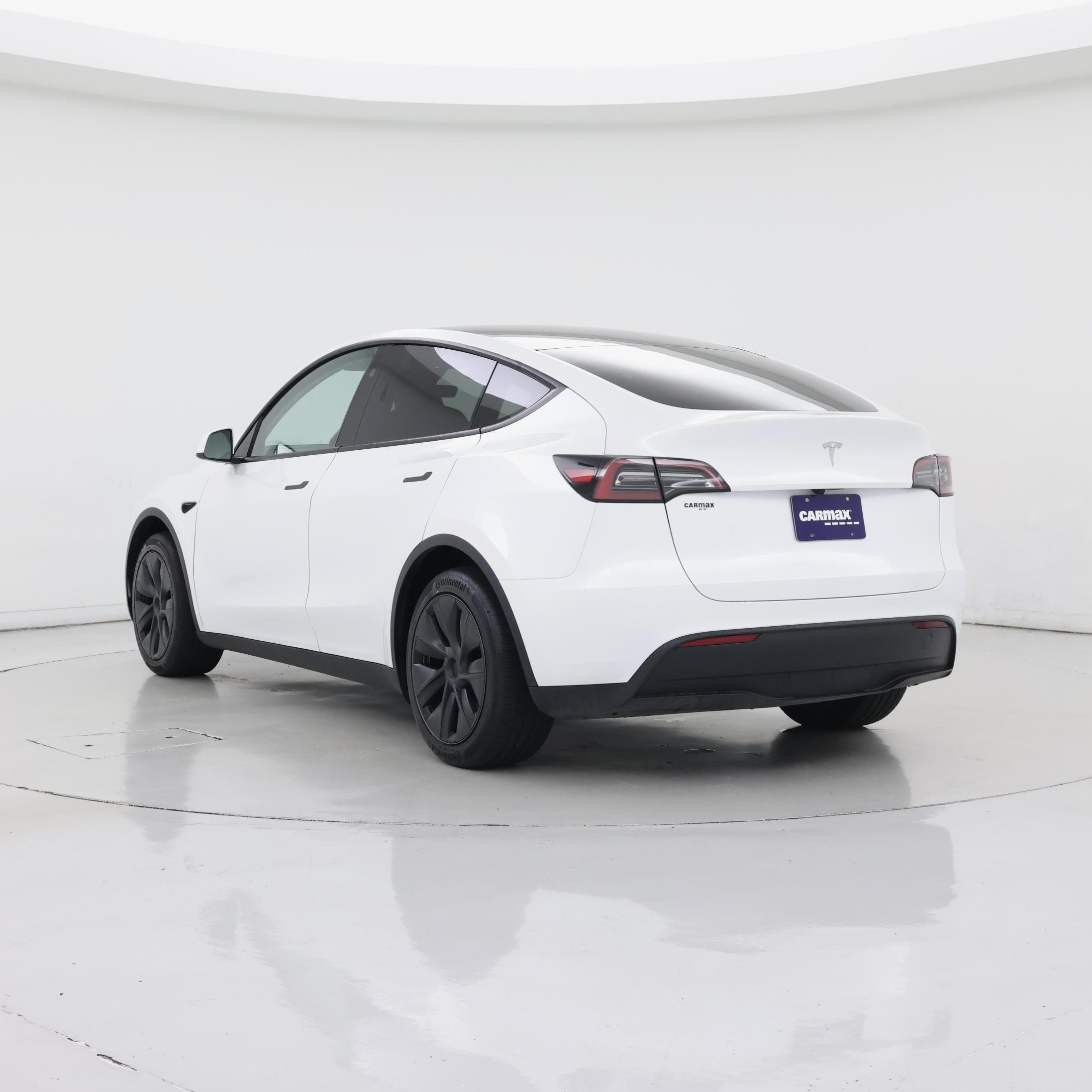 Thumbnail: 2025 Tesla Model Y - 2