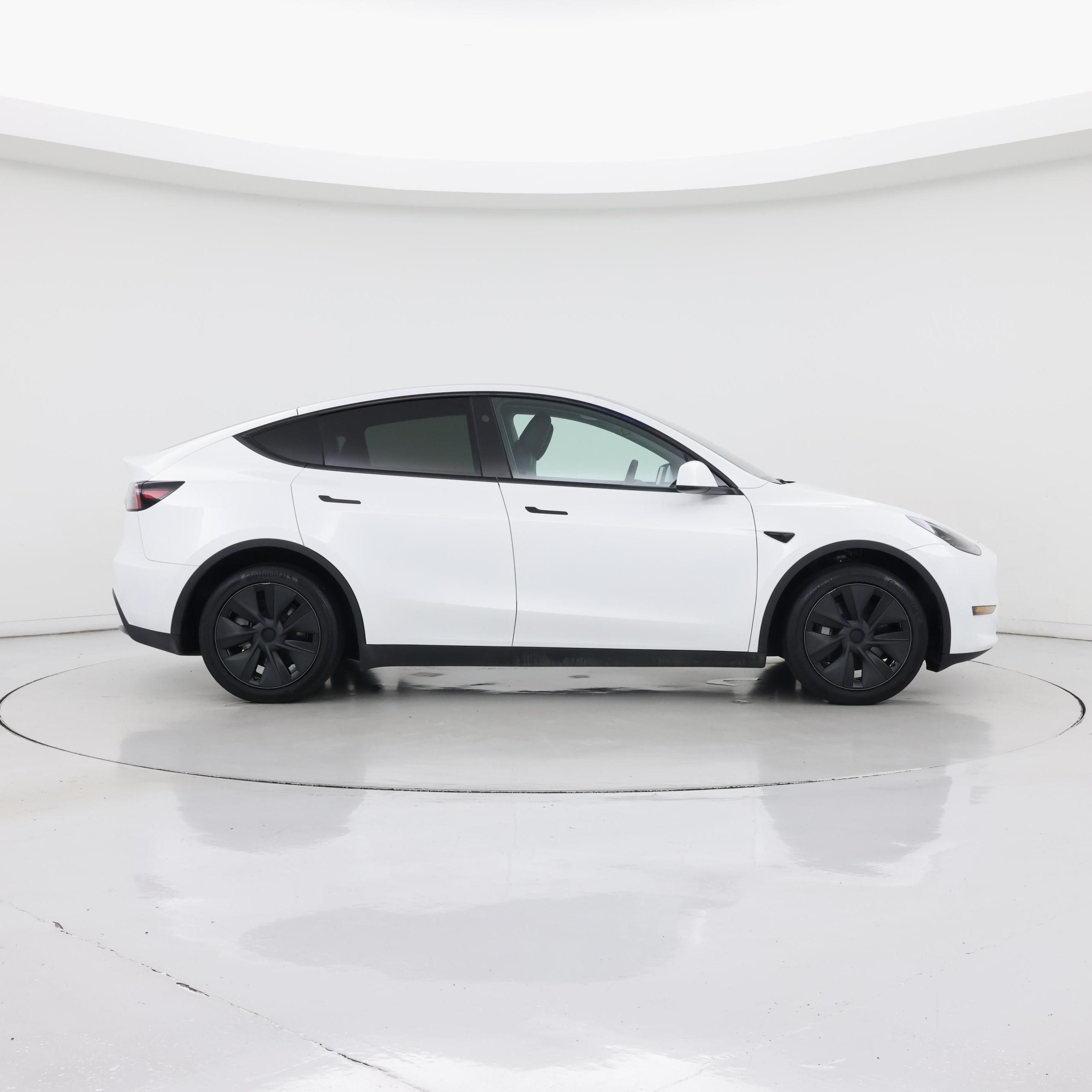 Thumbnail: 2025 Tesla Model Y - 7