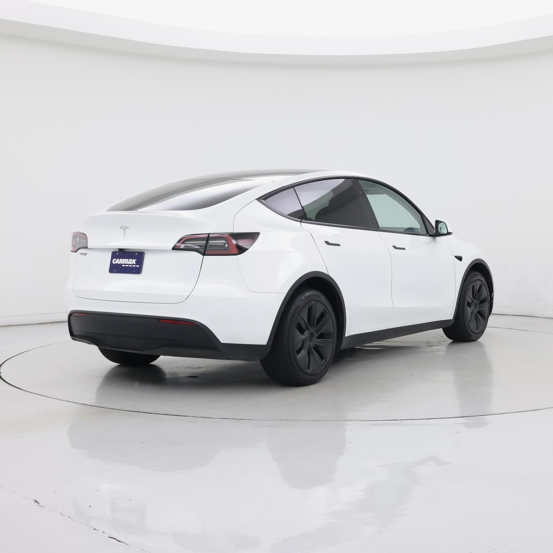 Thumbnail: 2025 Tesla Model Y - 8