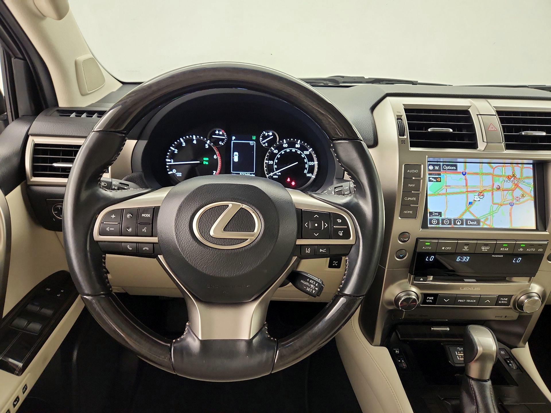 Thumbnail: 2020 Lexus GX - 10