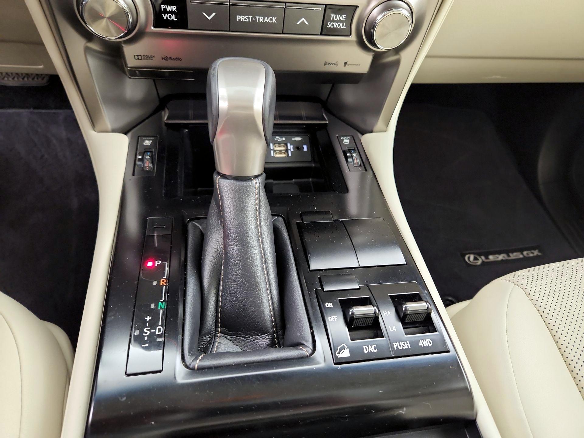 Thumbnail: 2020 Lexus GX - 18