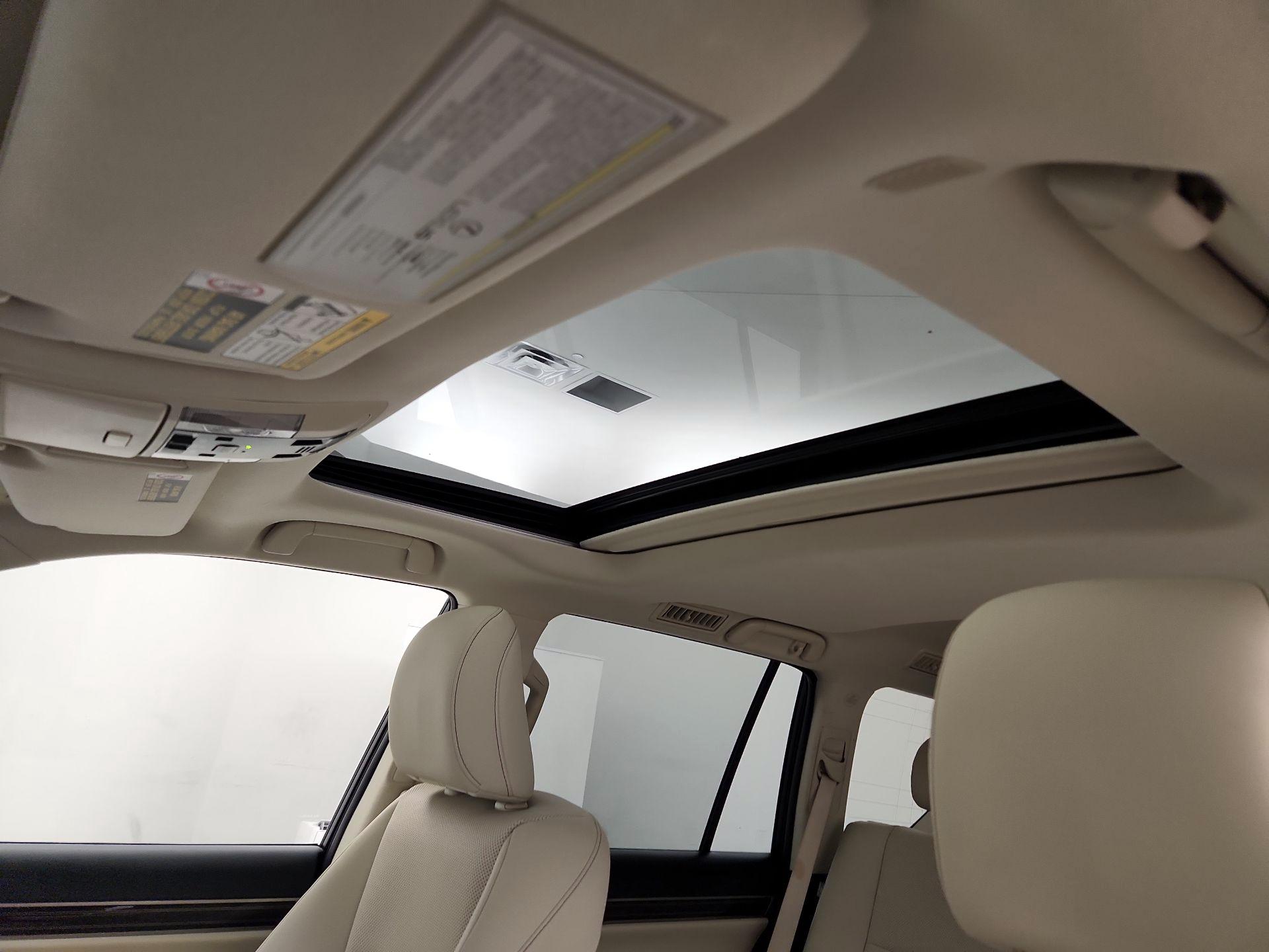 Thumbnail: 2020 Lexus GX - 20