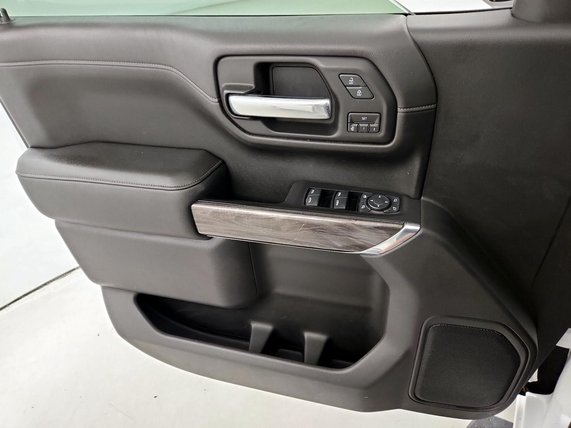 Thumbnail: 2019 Chevrolet Silverado 1500 - 12