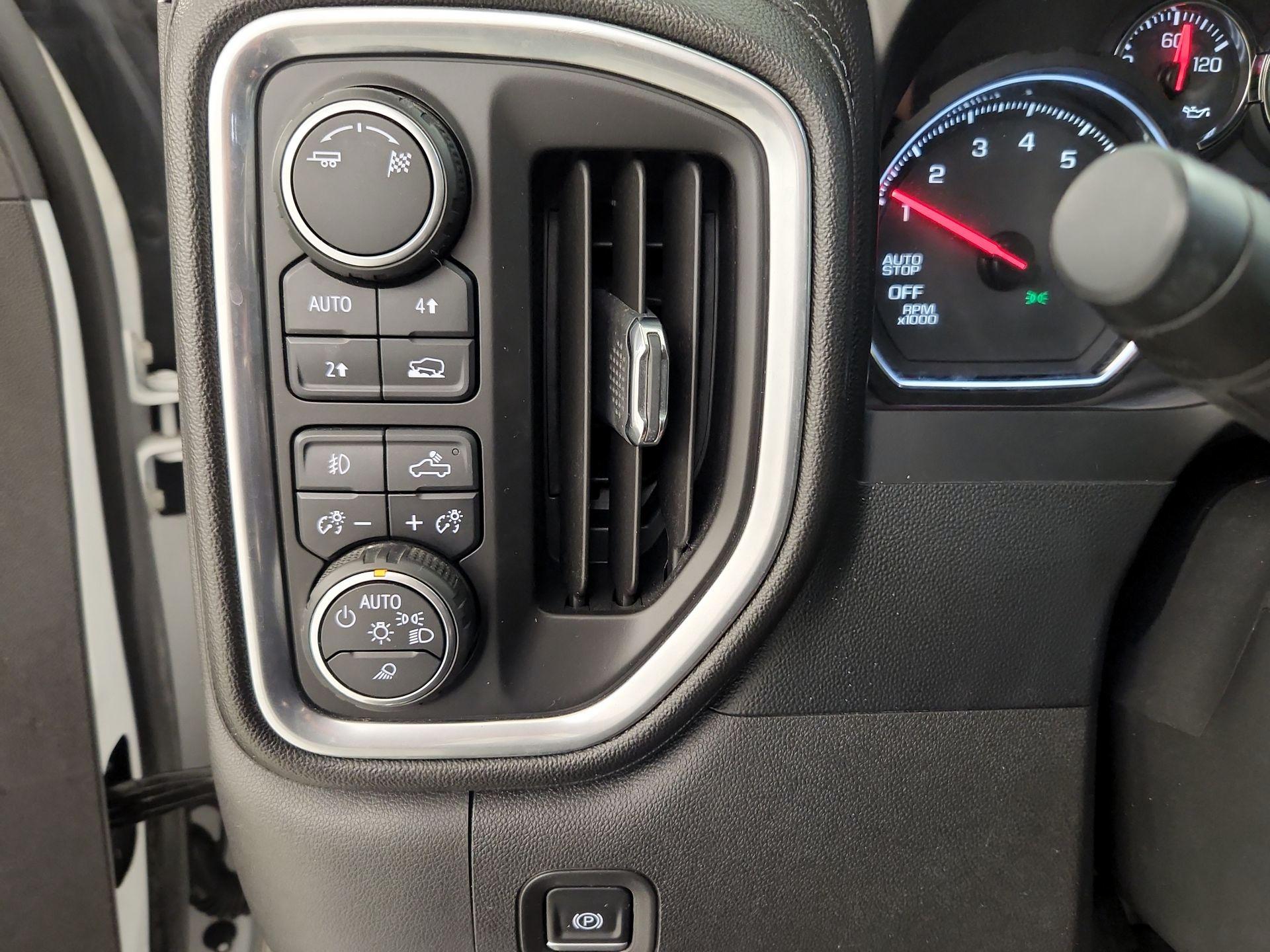 Thumbnail: 2019 Chevrolet Silverado 1500 - 13