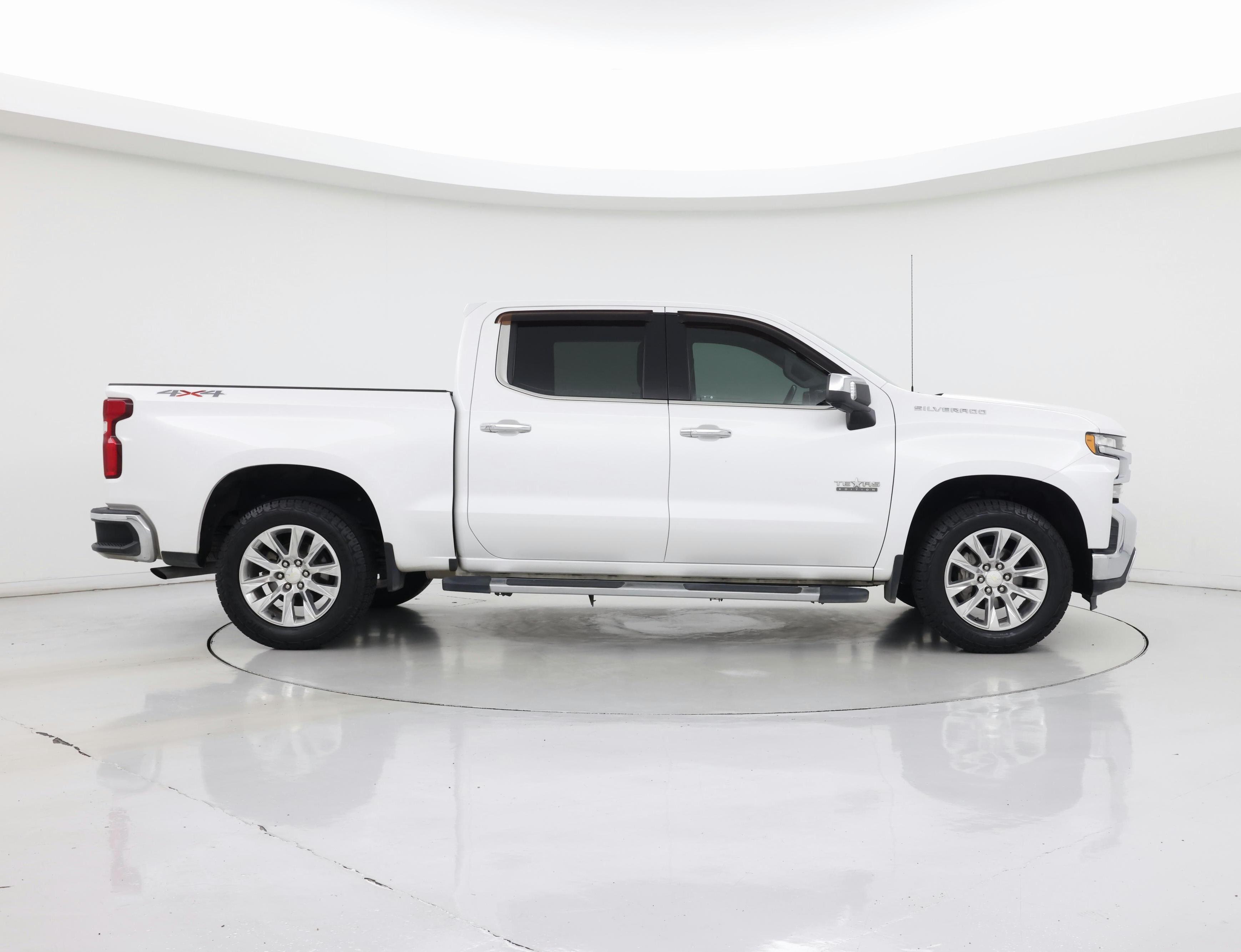 Thumbnail: 2019 Chevrolet Silverado 1500 - 7