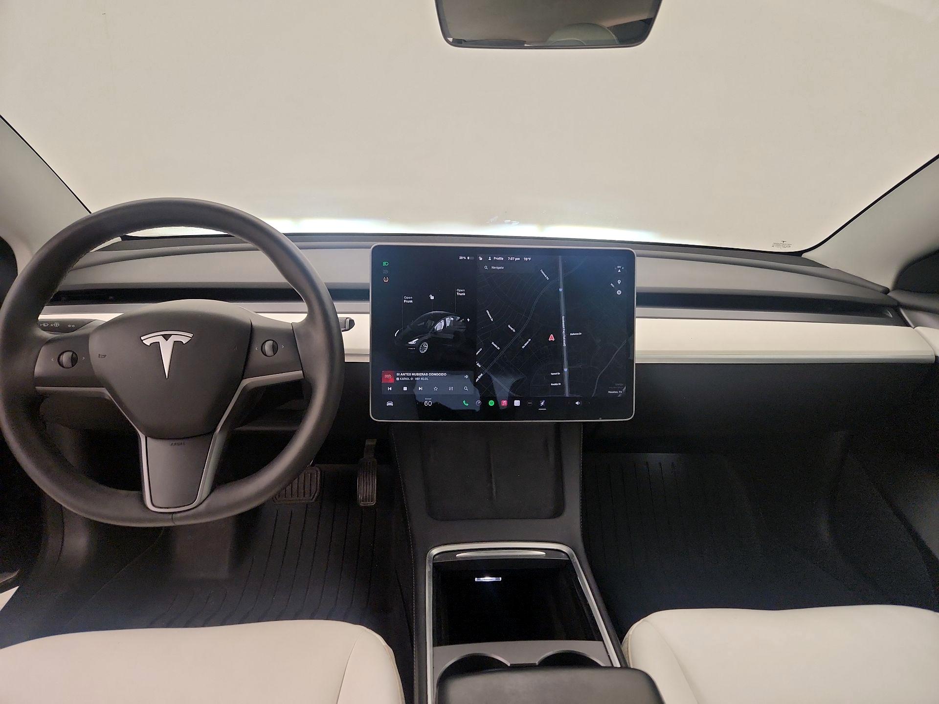 Thumbnail: 2021 Tesla Model 3 - 9