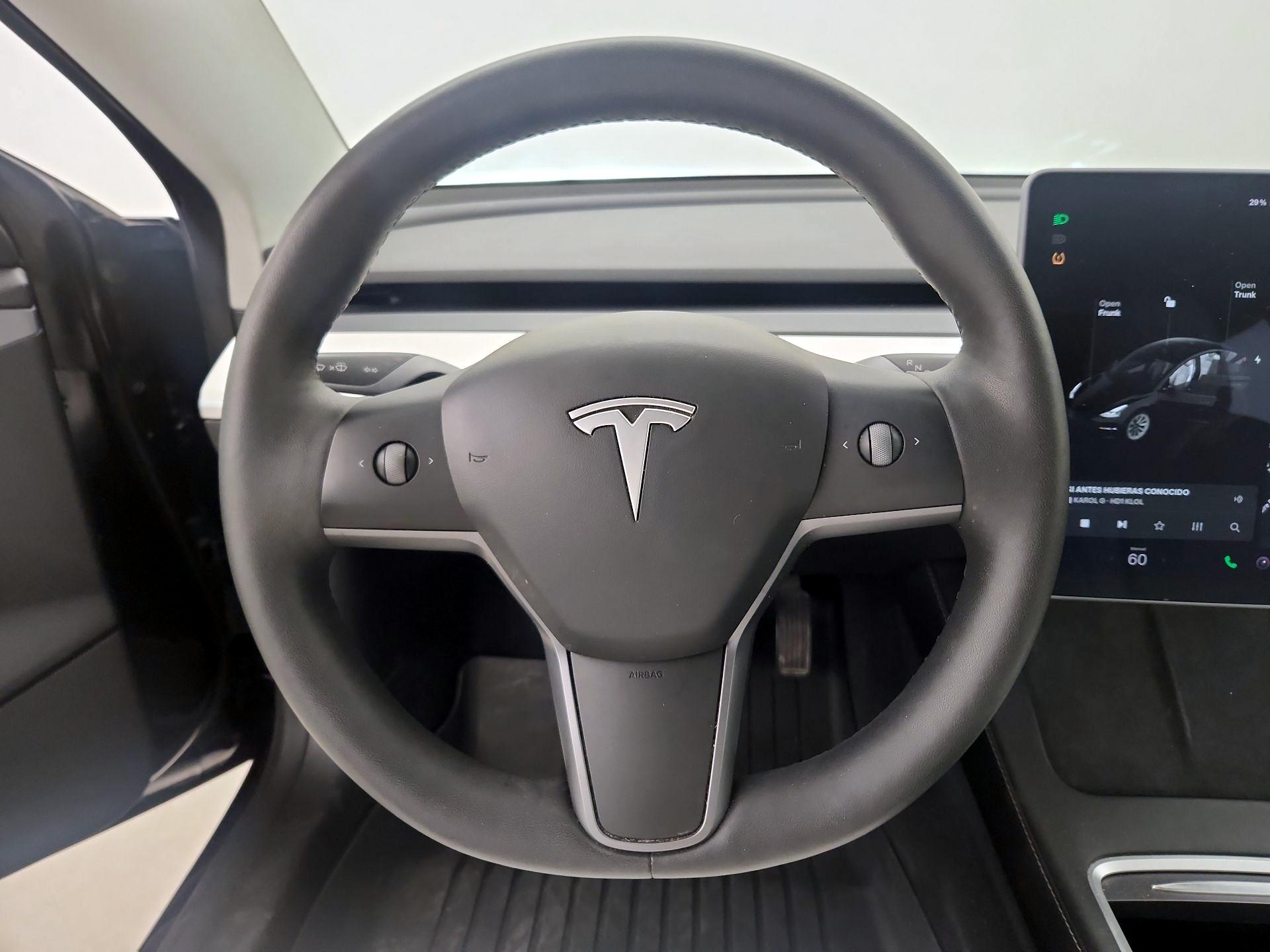 Thumbnail: 2021 Tesla Model 3 - 10