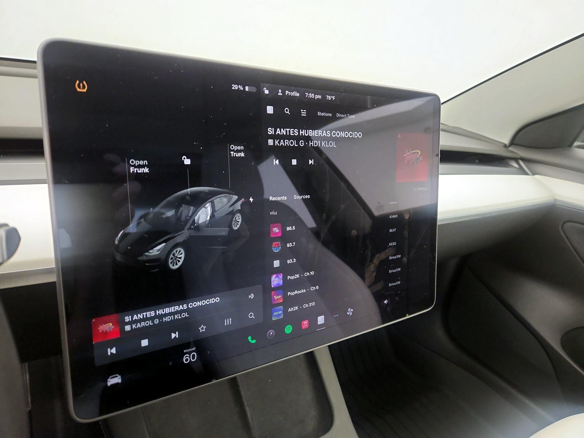 Thumbnail: 2021 Tesla Model 3 - 15