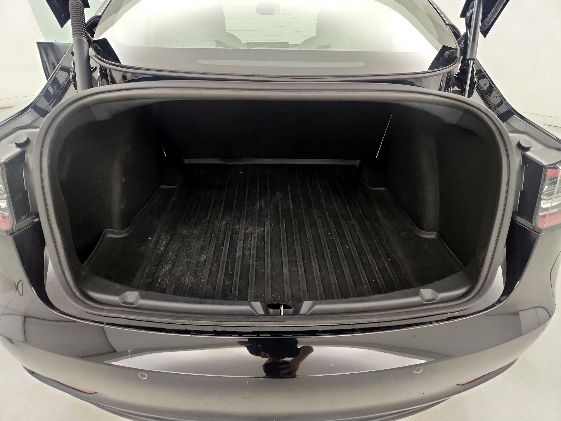 Thumbnail: 2021 Tesla Model 3 - 20