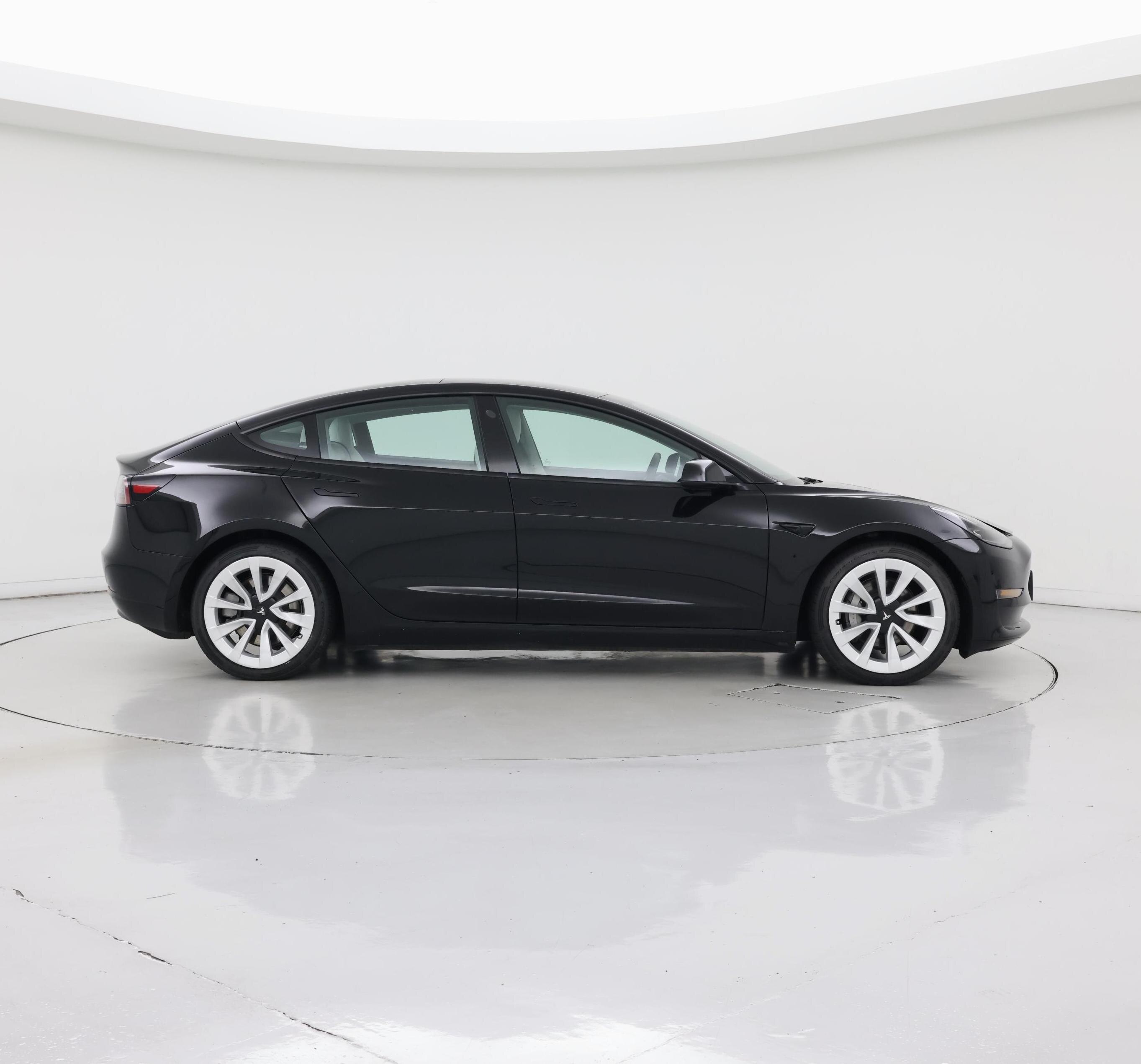 Thumbnail: 2021 Tesla Model 3 - 7