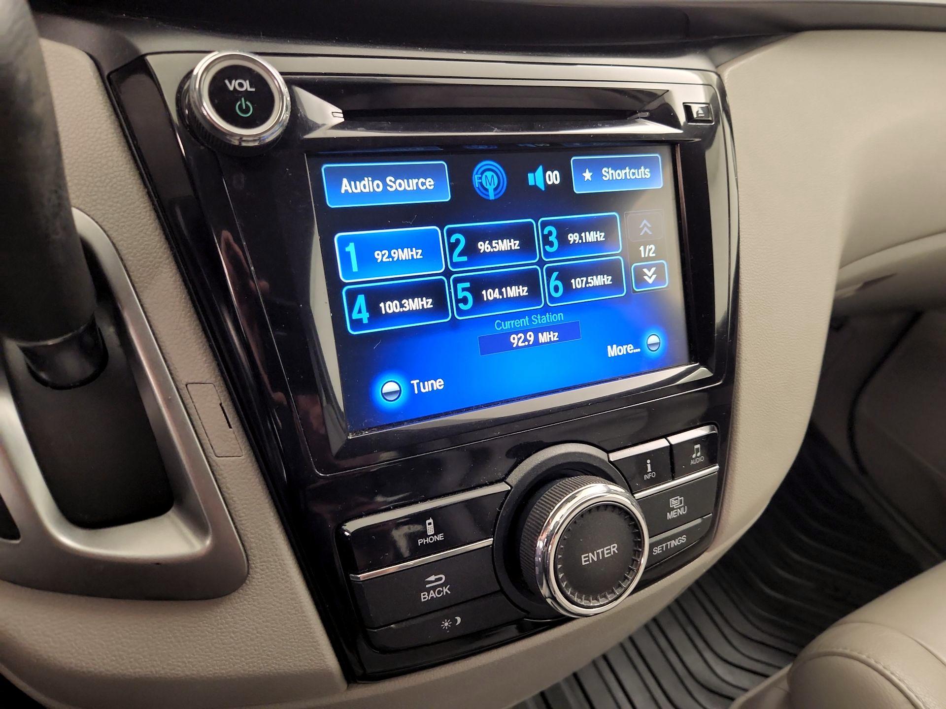 Thumbnail: 2015 Honda Odyssey - 15
