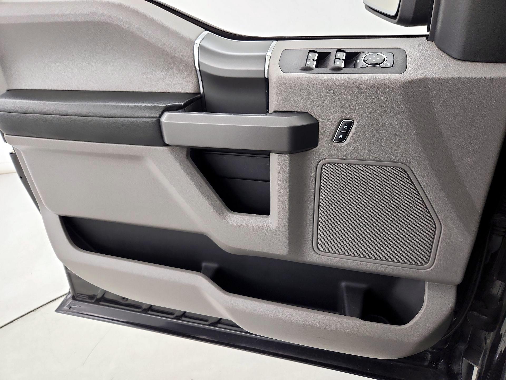 Thumbnail: 2015 Ford F-150 - 12