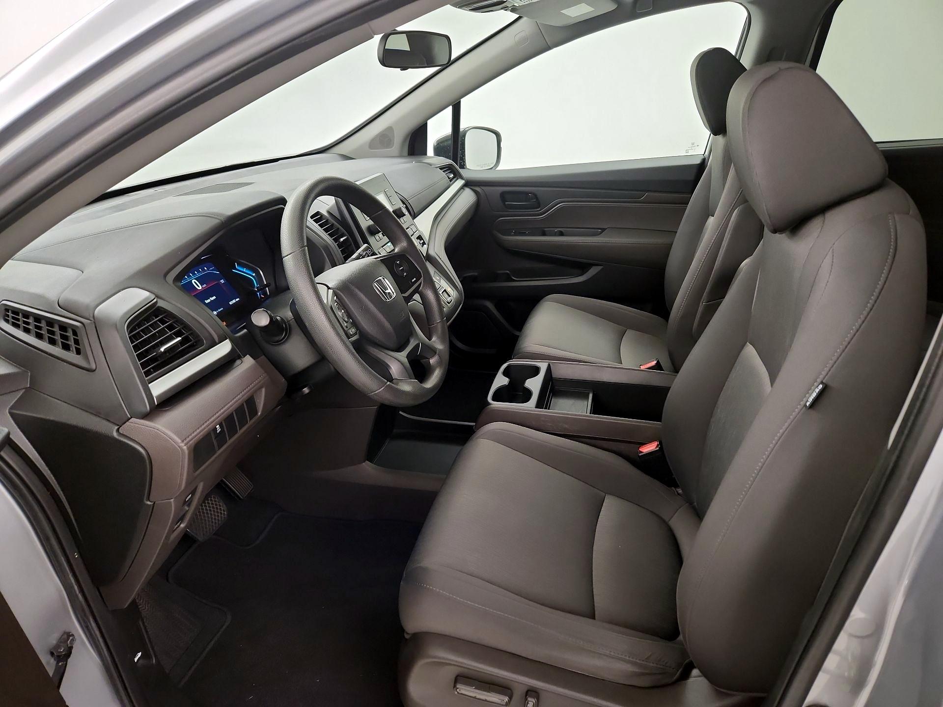 Thumbnail: 2019 Honda Odyssey - 11