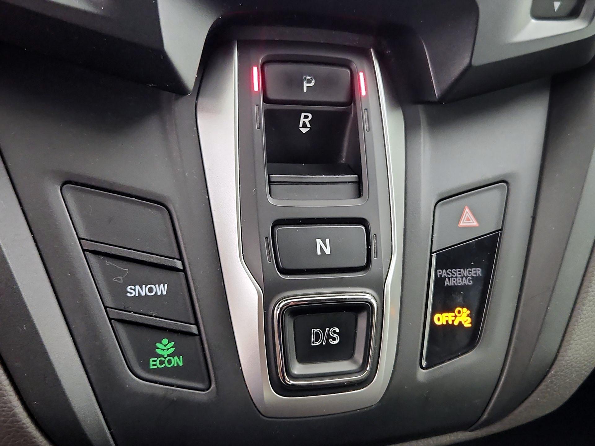 Thumbnail: 2019 Honda Odyssey - 17