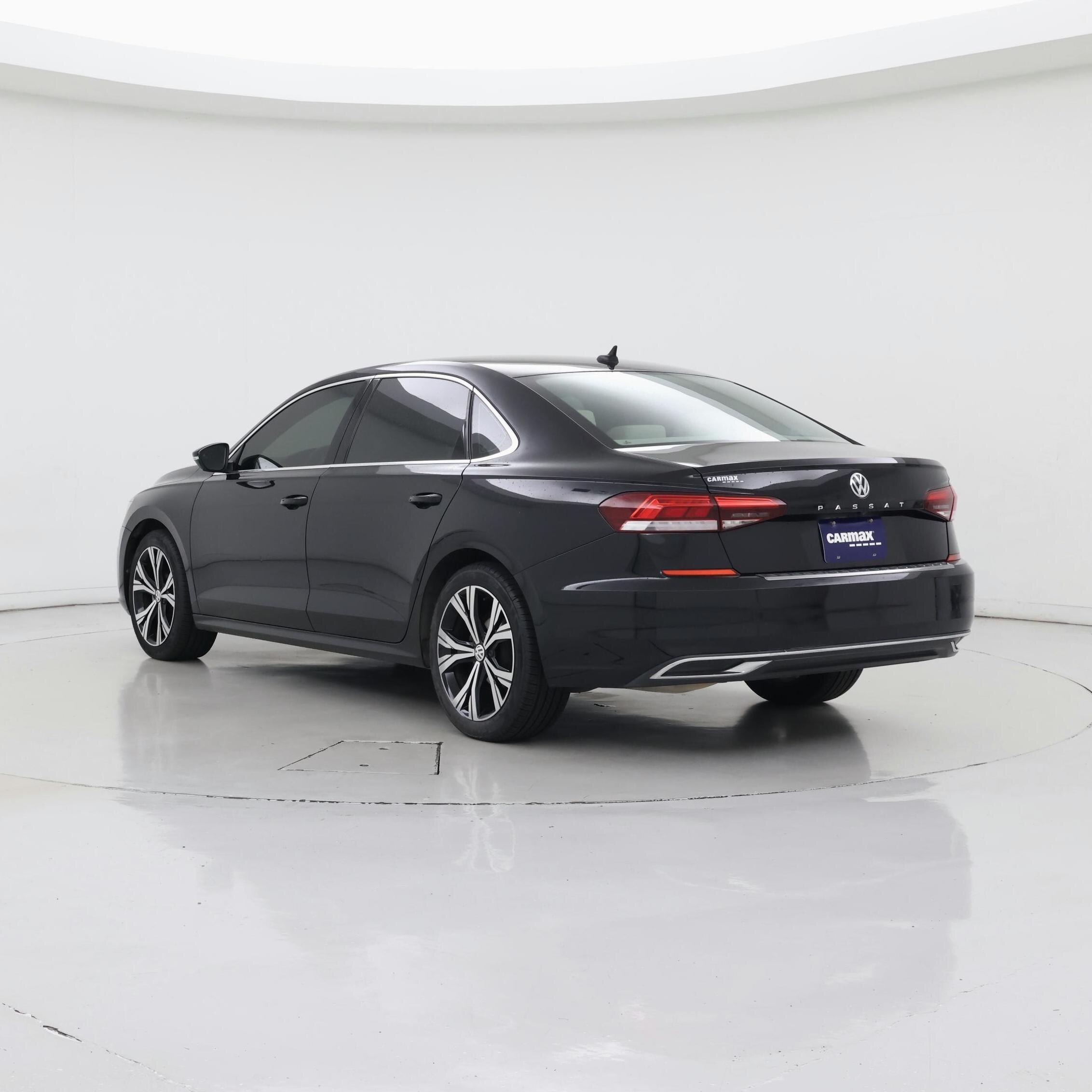 Thumbnail: 2022 Volkswagen Passat - 2