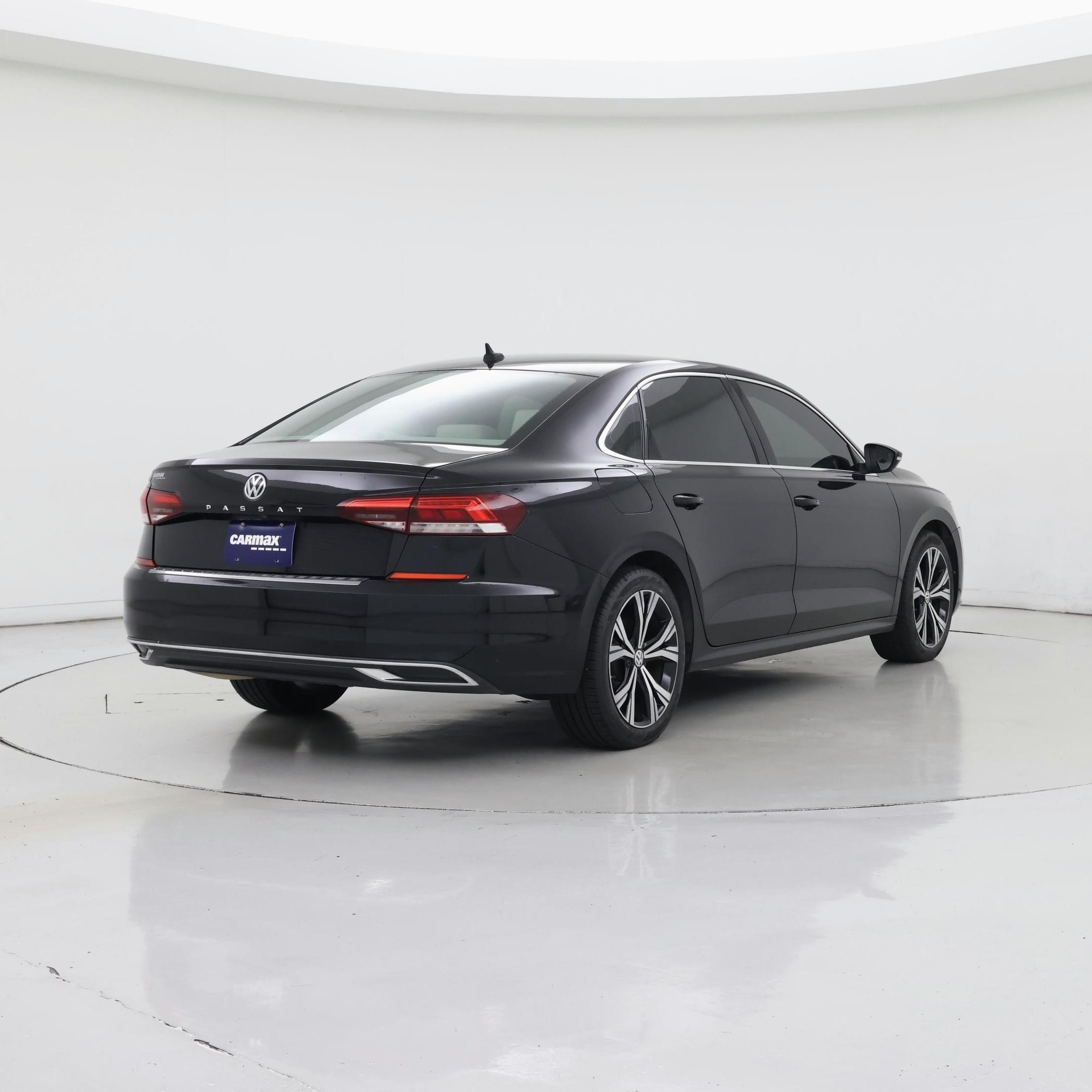 Thumbnail: 2022 Volkswagen Passat - 8