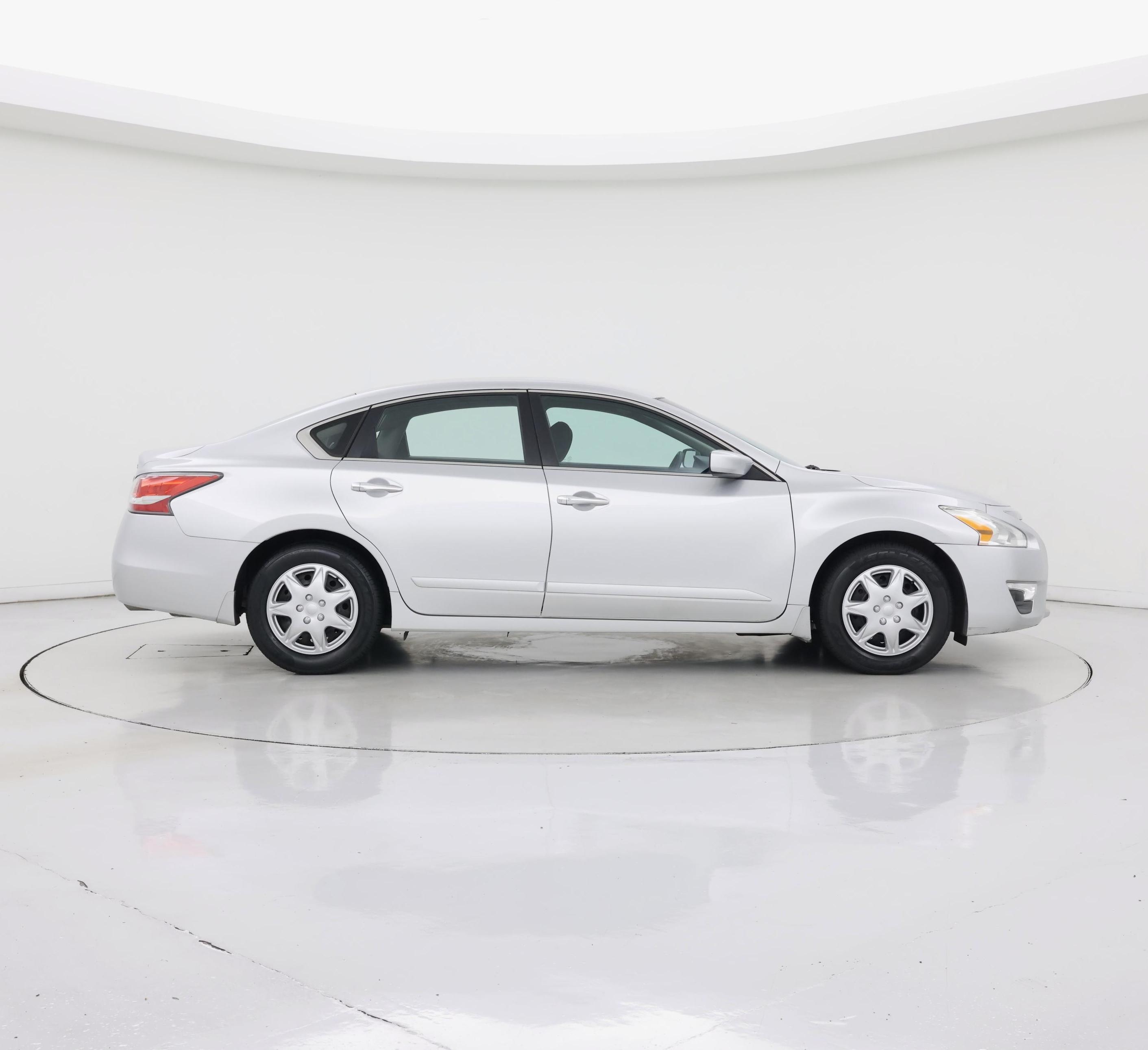 Thumbnail: 2015 Nissan Altima - 7