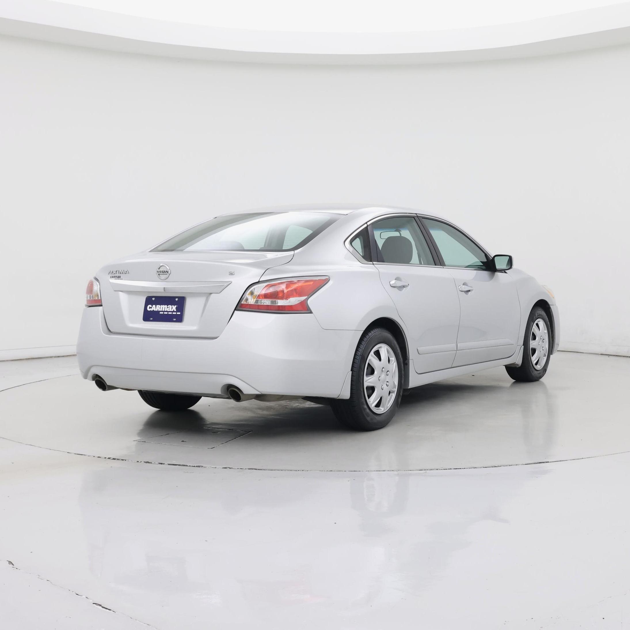 Thumbnail: 2015 Nissan Altima - 8